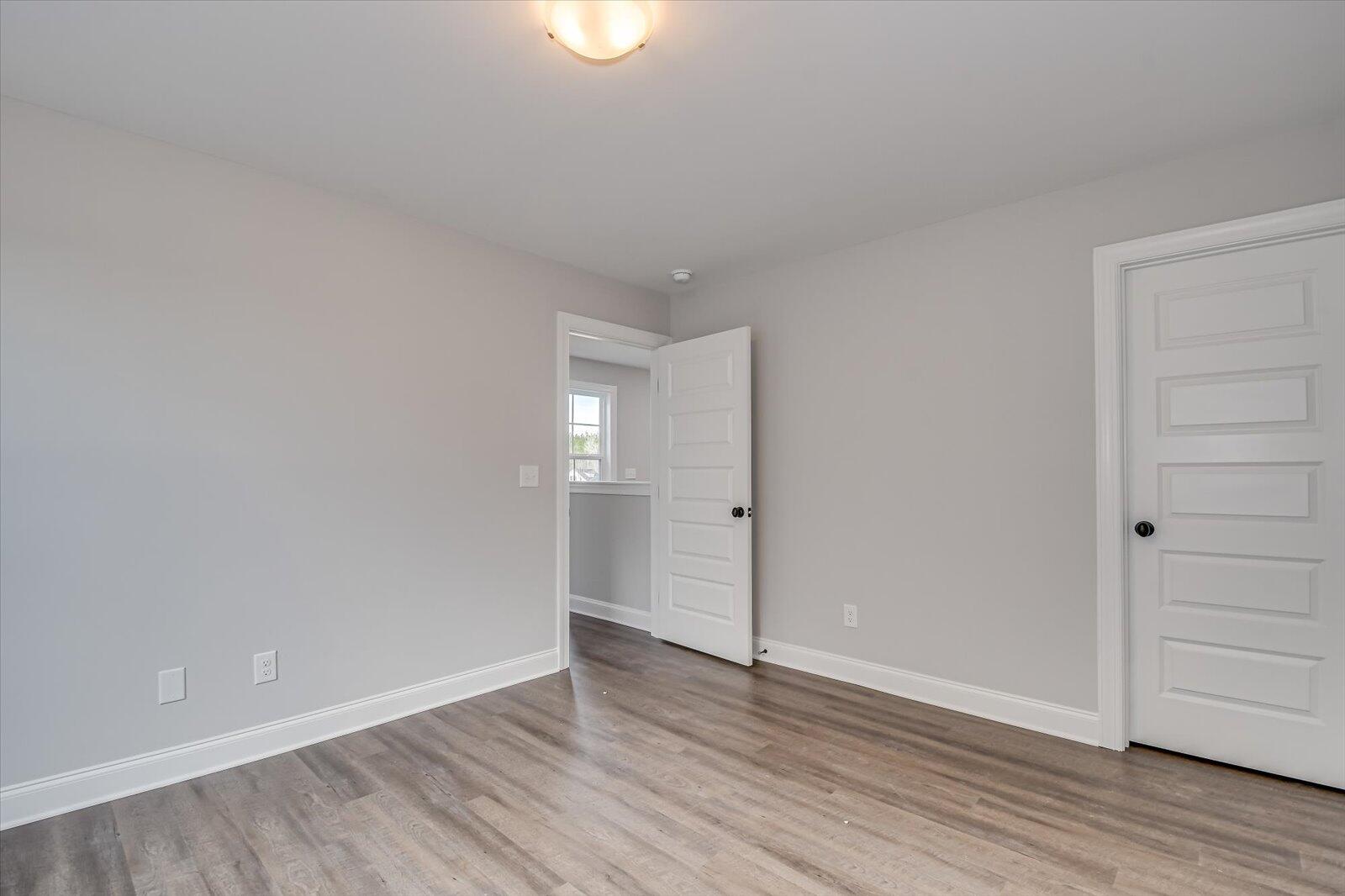 6240 CANTERBURY FARMS Parkway