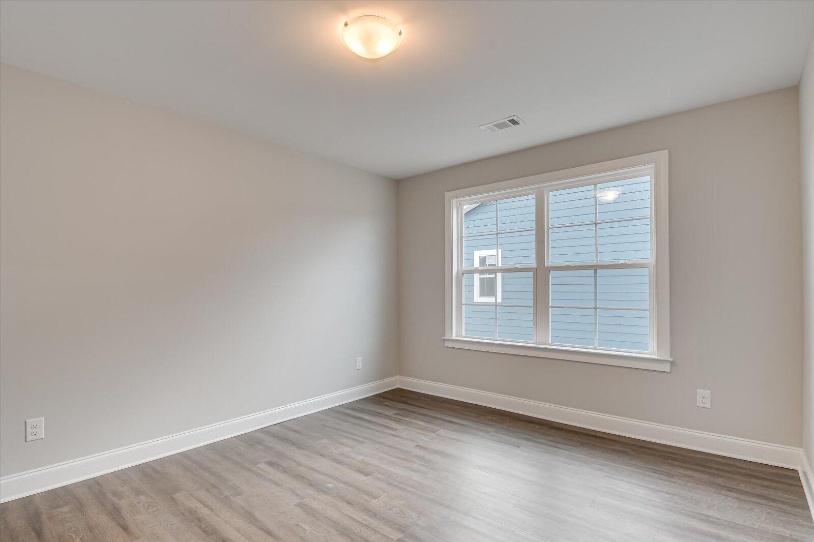 6240 CANTERBURY FARMS Parkway