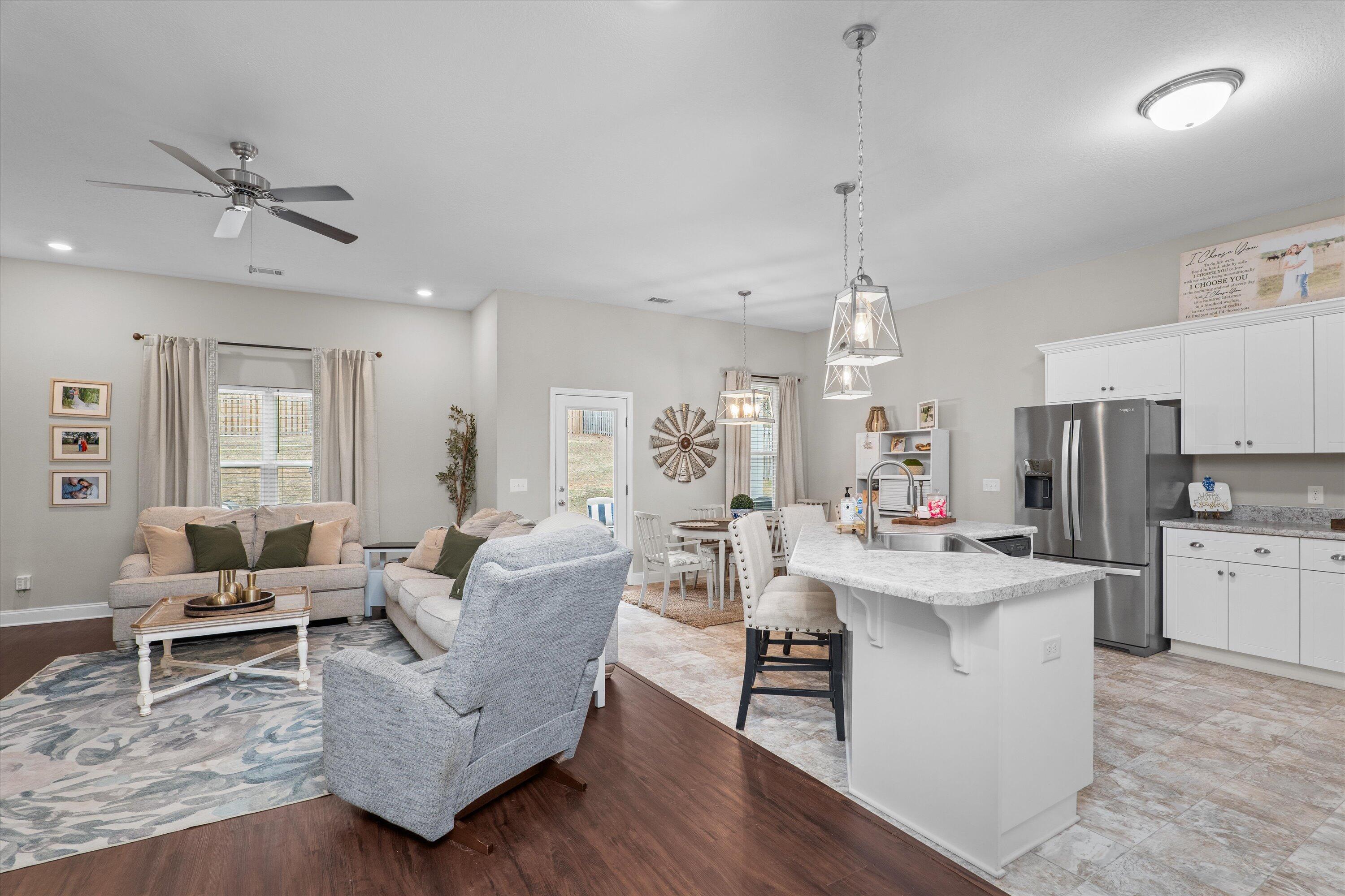 206 MCDUFFIE Circle