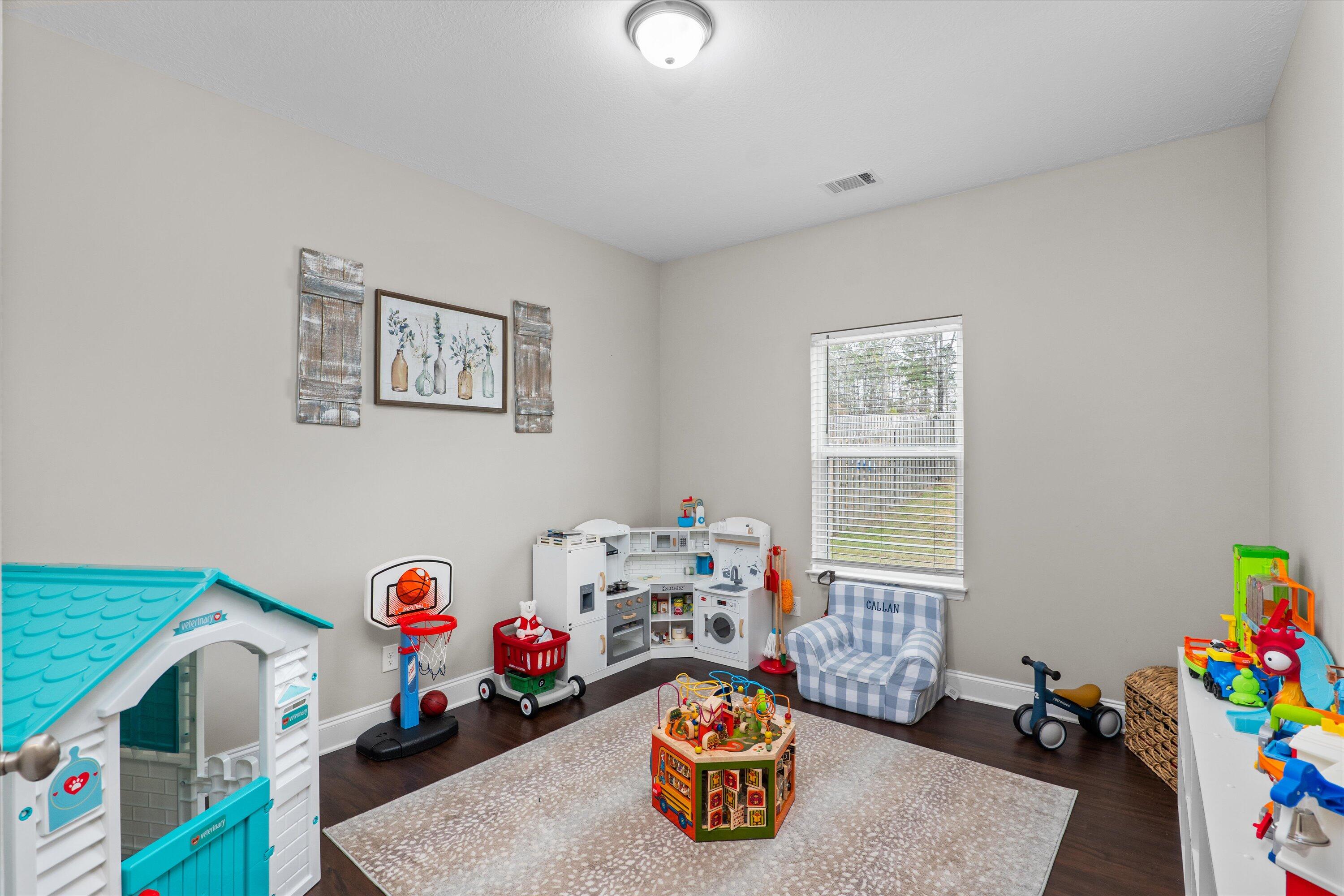 206 MCDUFFIE Circle