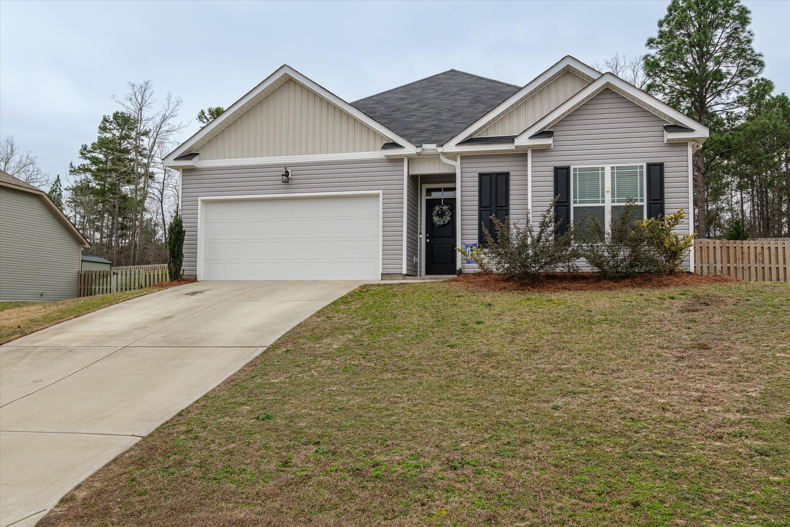 206 MCDUFFIE Circle