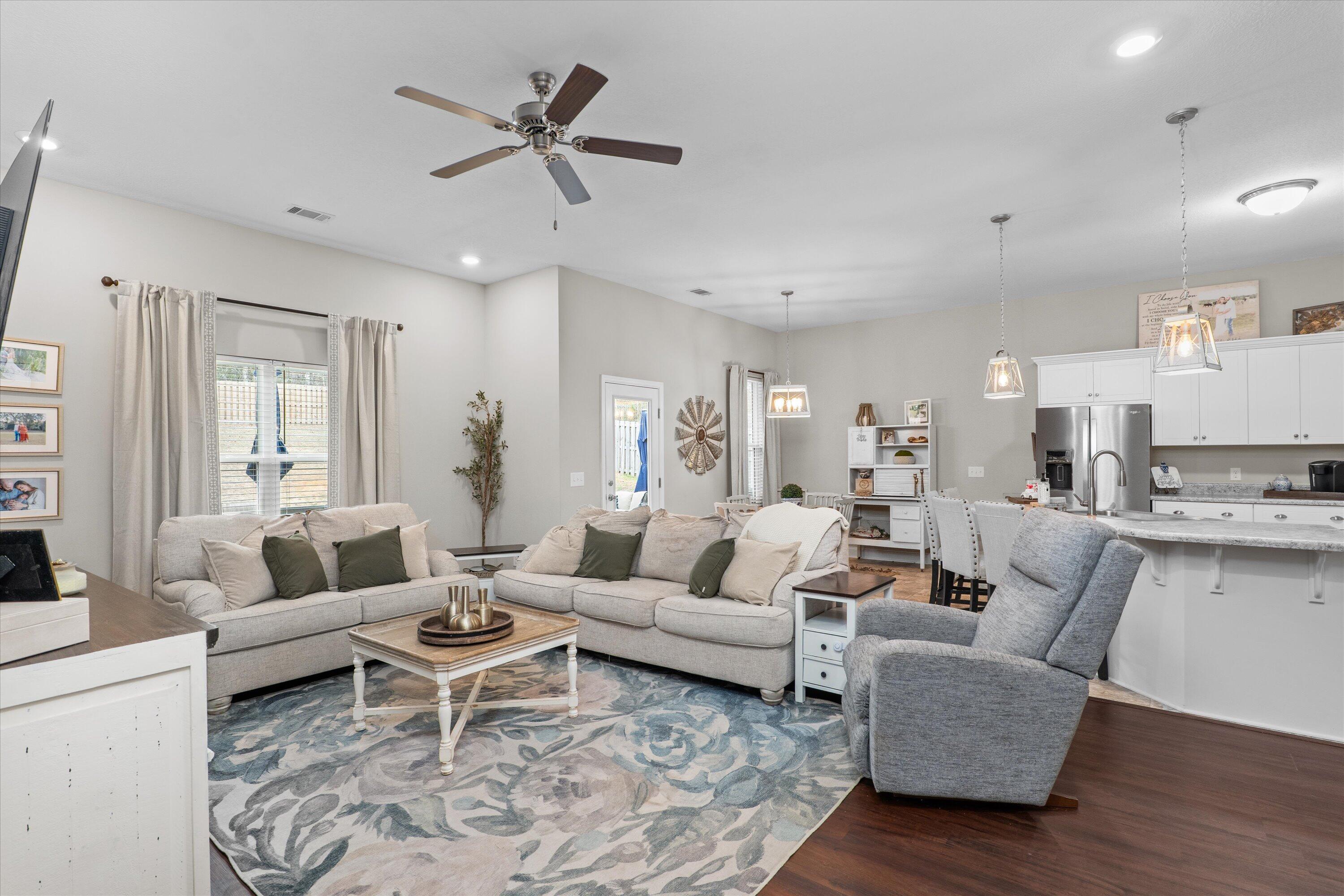 206 MCDUFFIE Circle