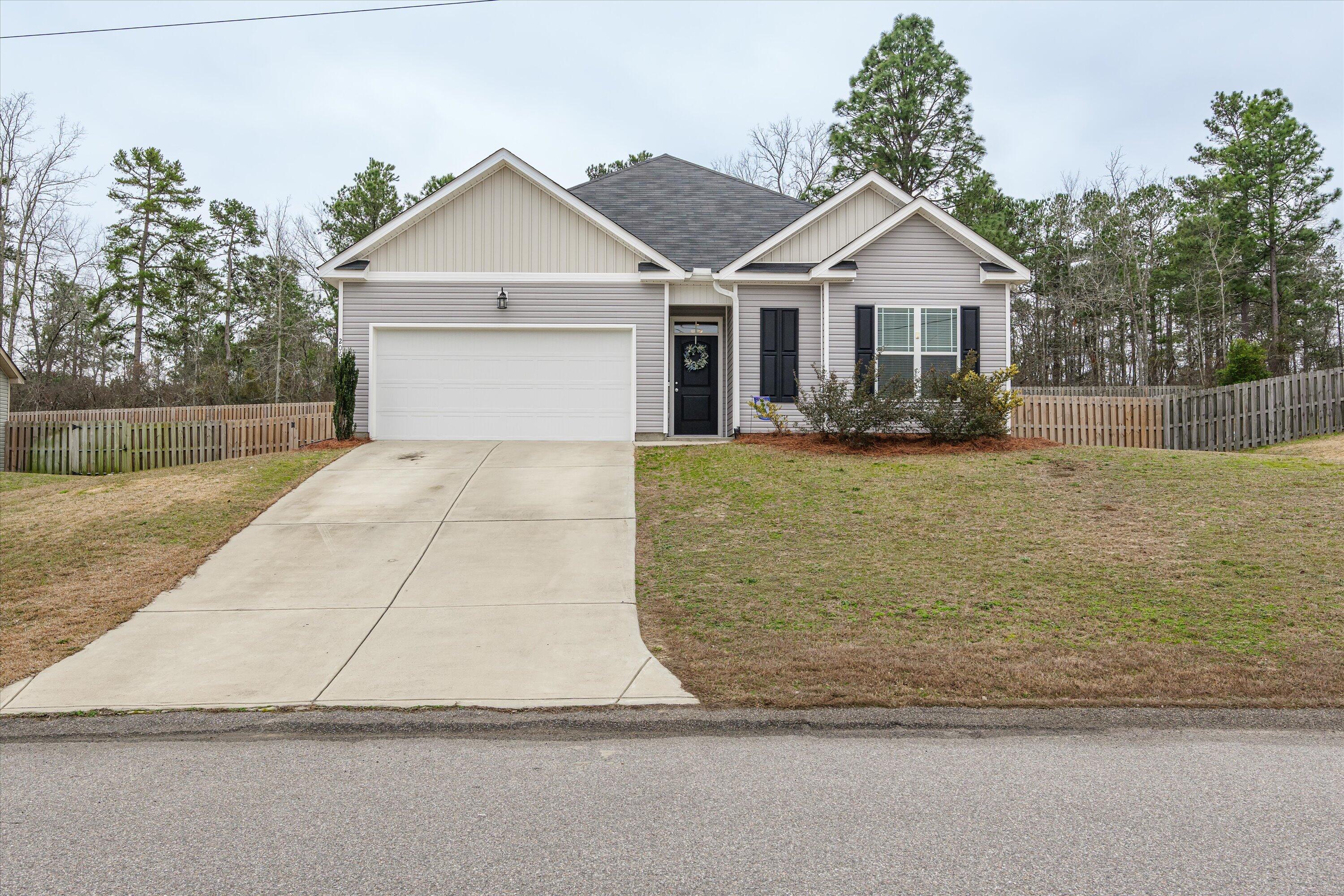 206 MCDUFFIE Circle