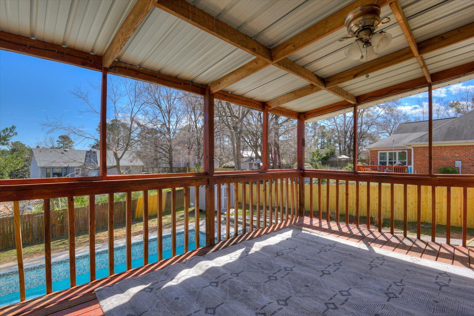 571 OAK BROOK Drive