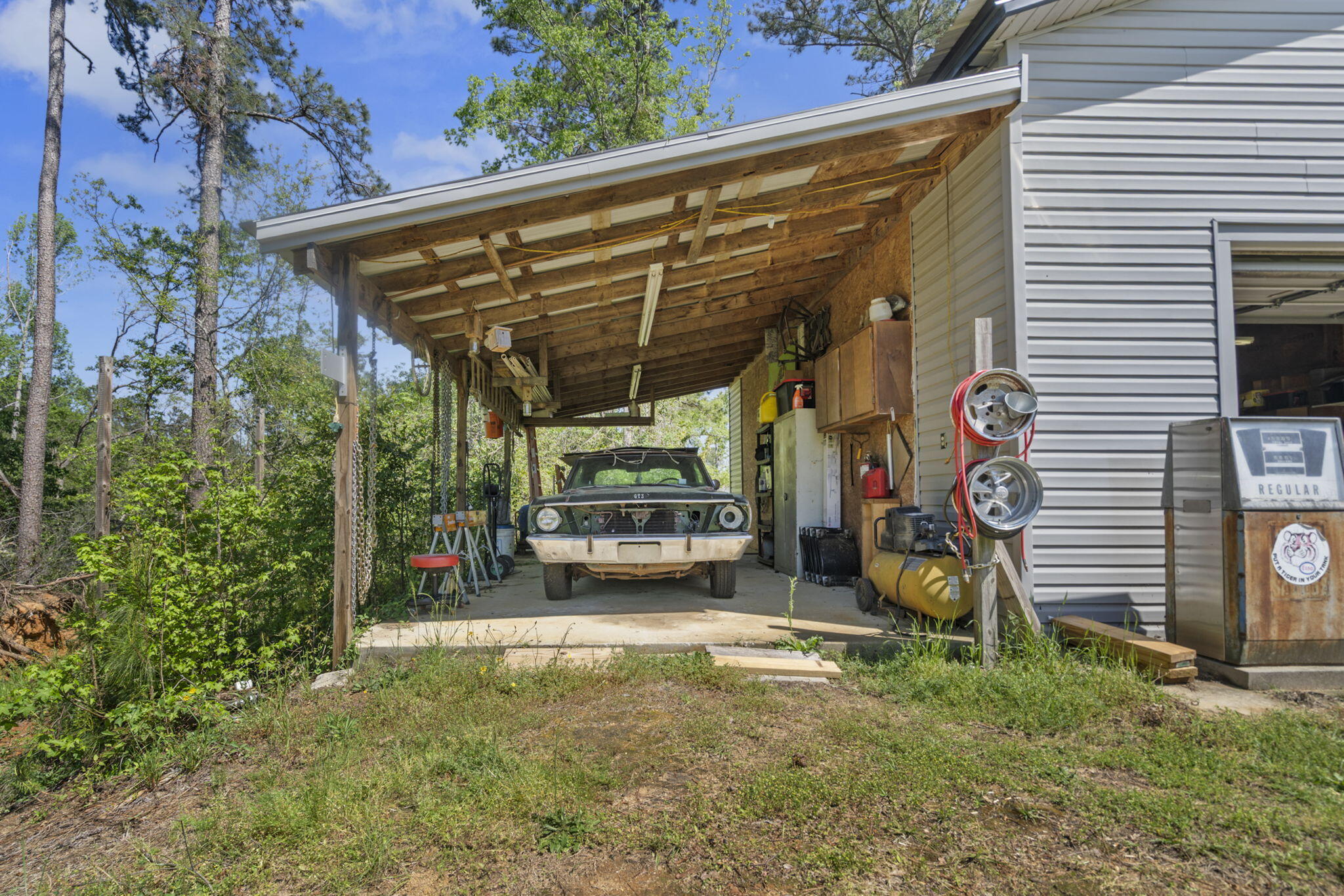 270 BARRETT Street