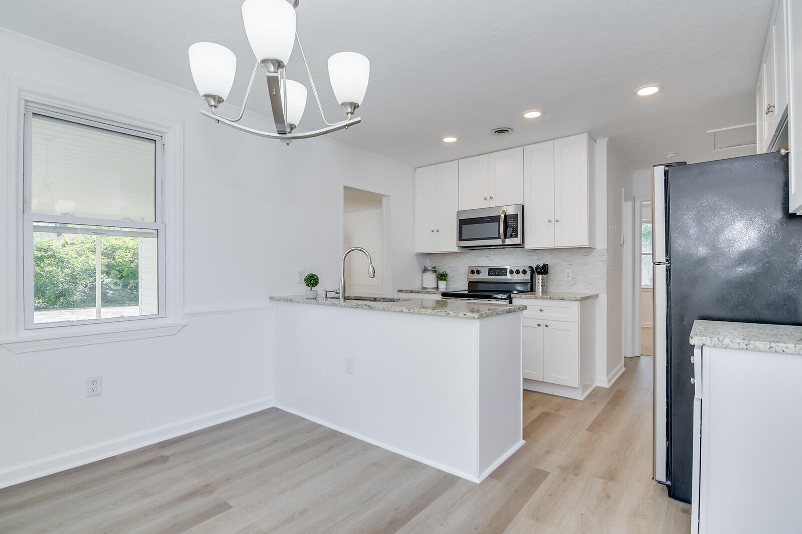 2008 RICHMOND Avenue