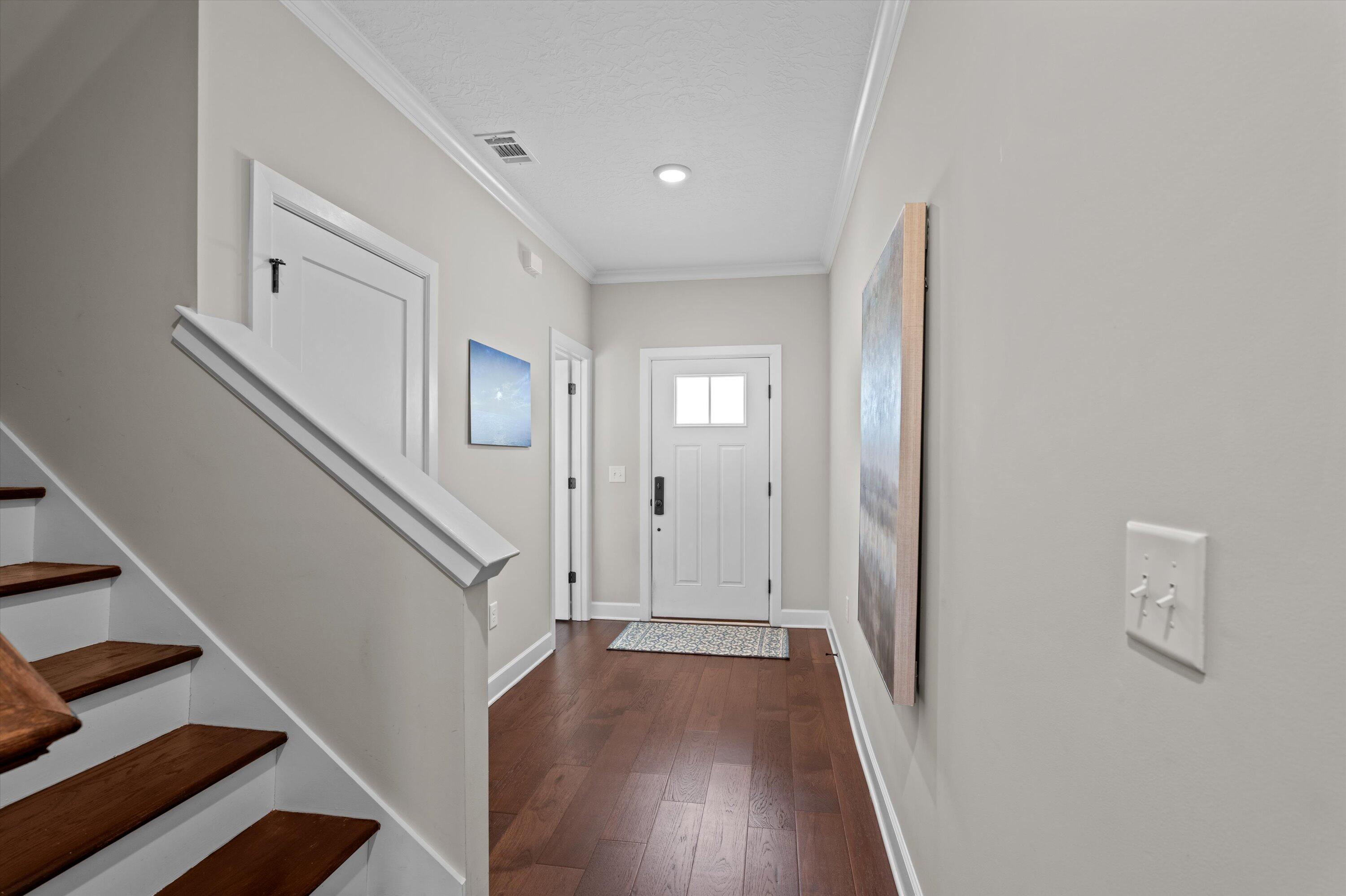 1955 AVENEL Lane