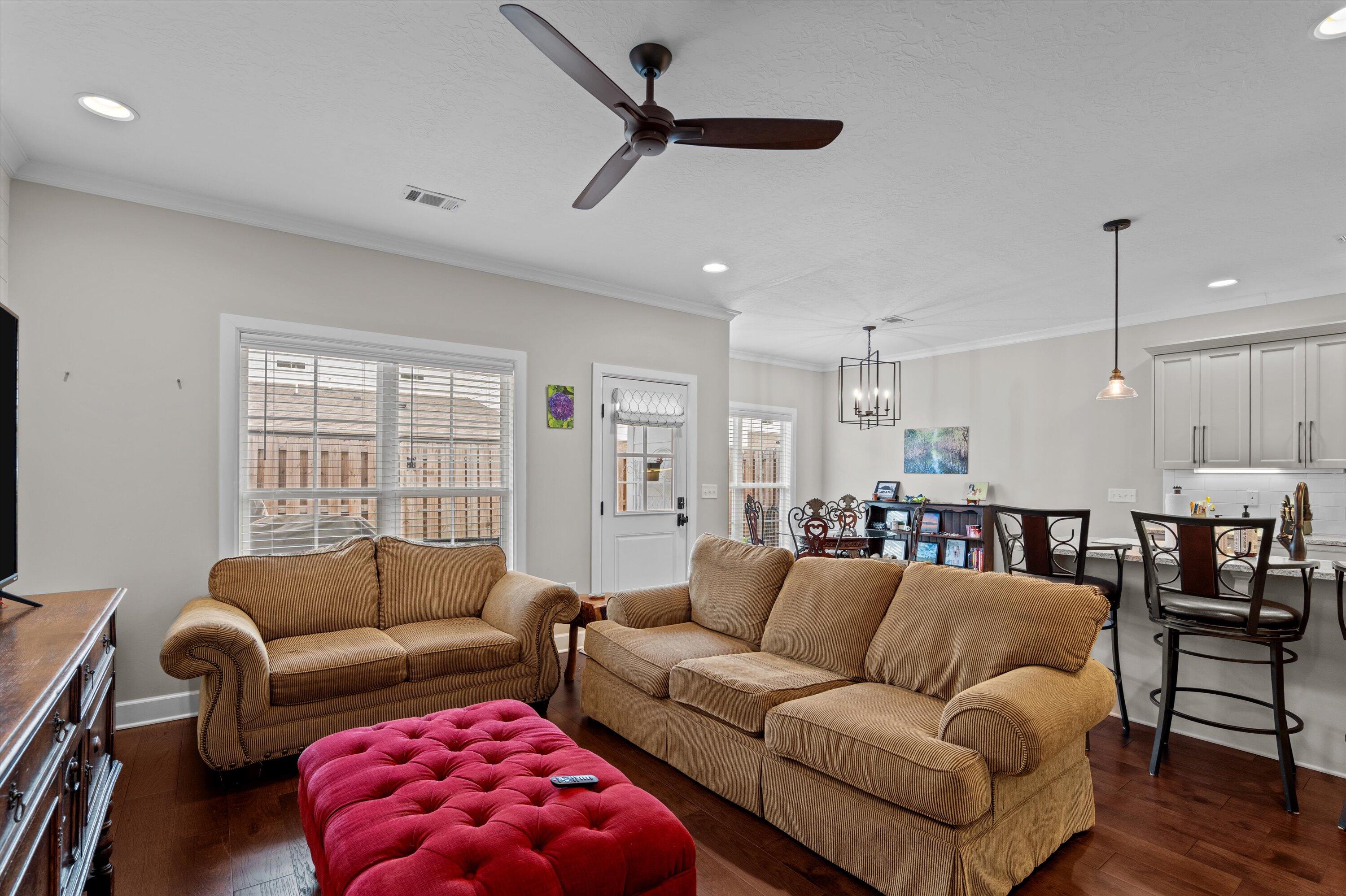 1955 AVENEL Lane