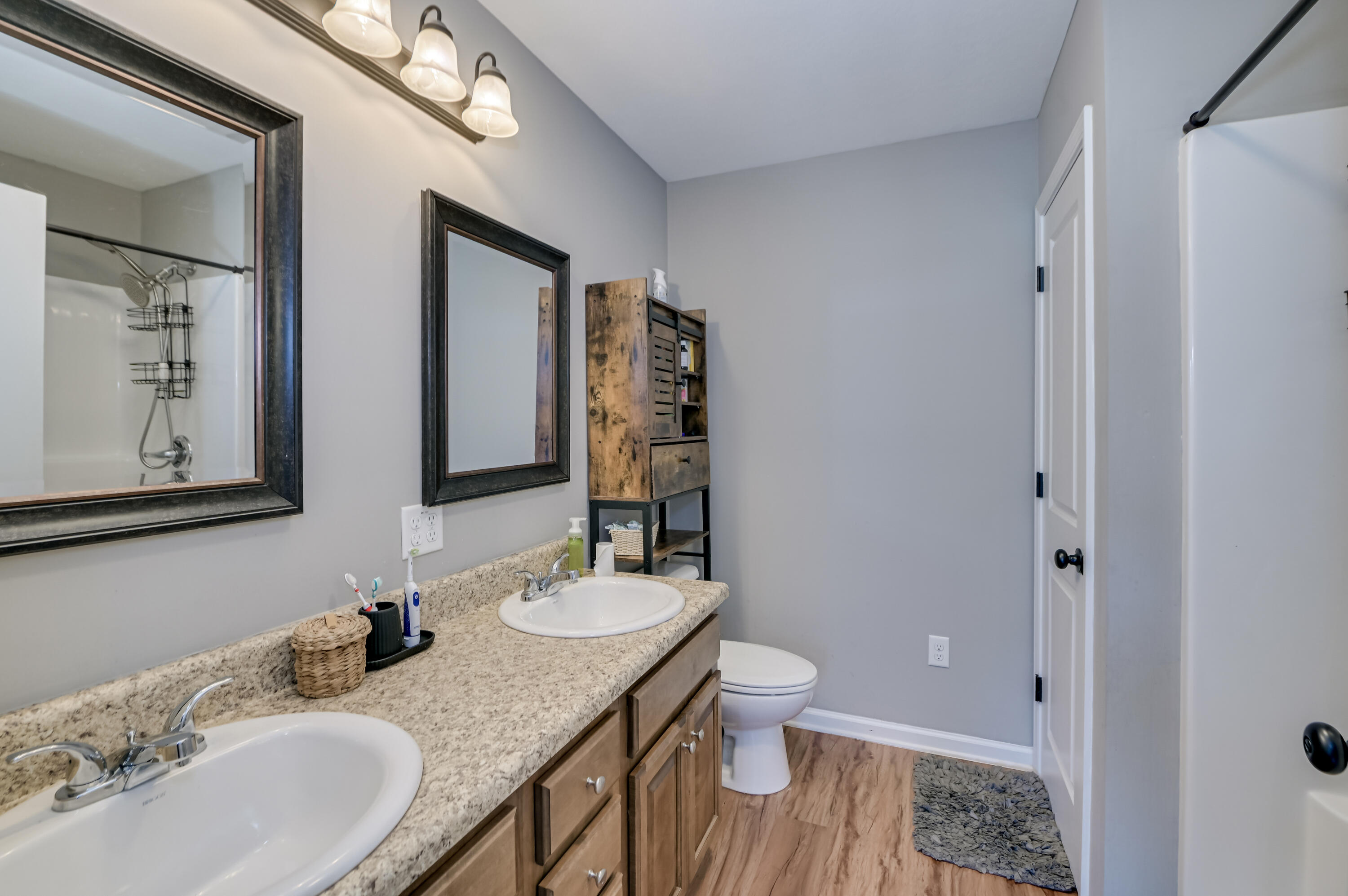 2242 WHITE OAK RD Road