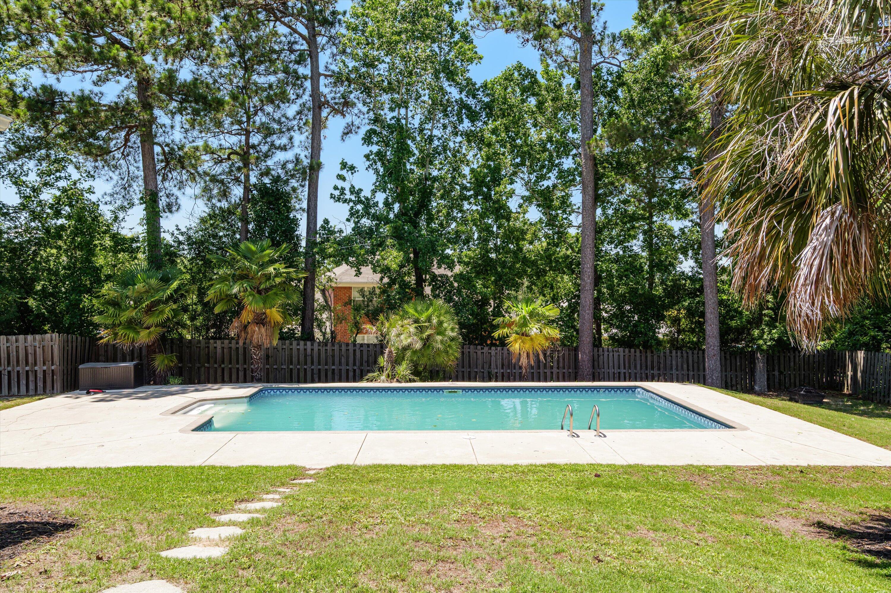 1382 Shadow Oak Drive
