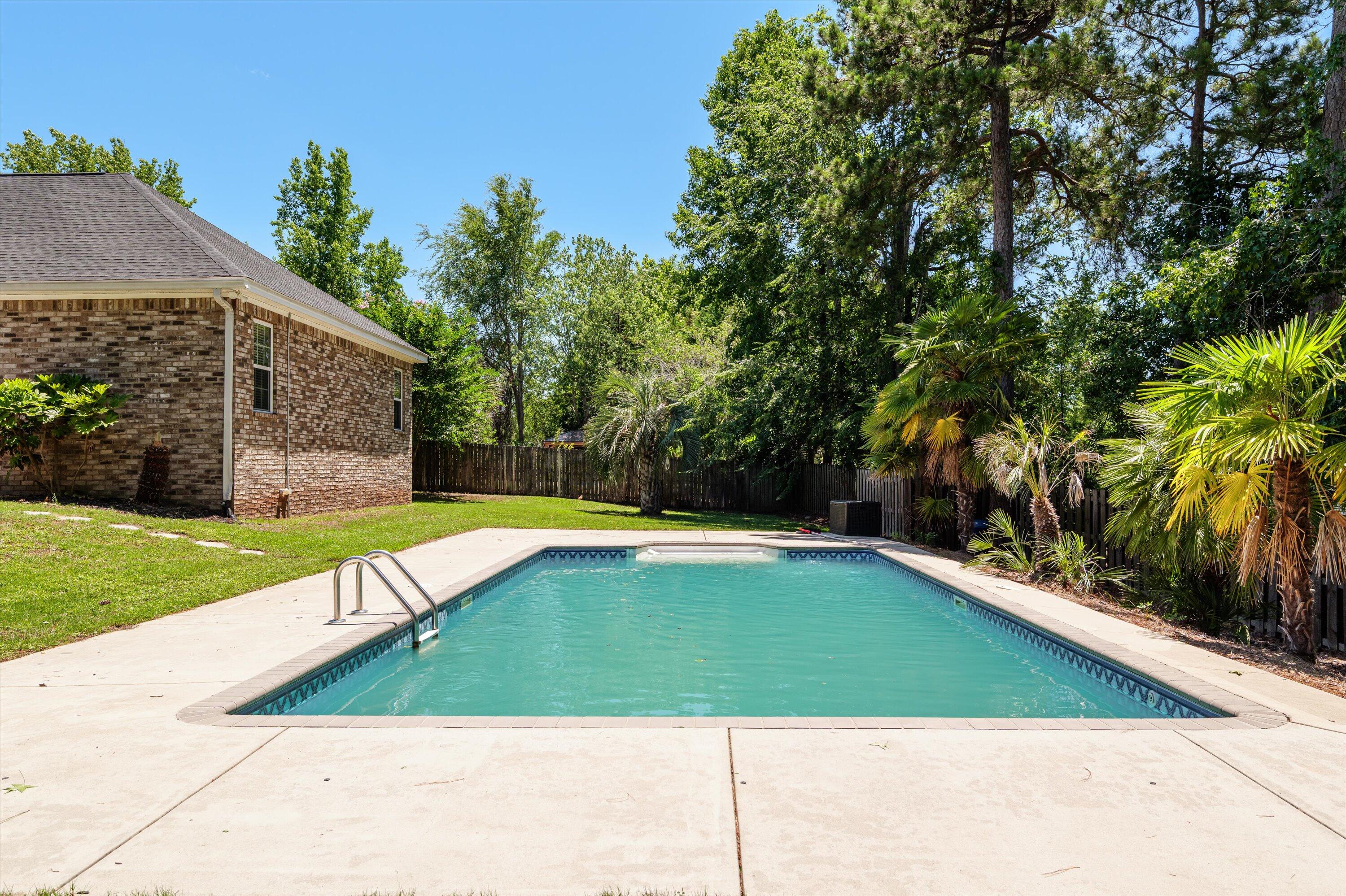 1382 Shadow Oak Drive