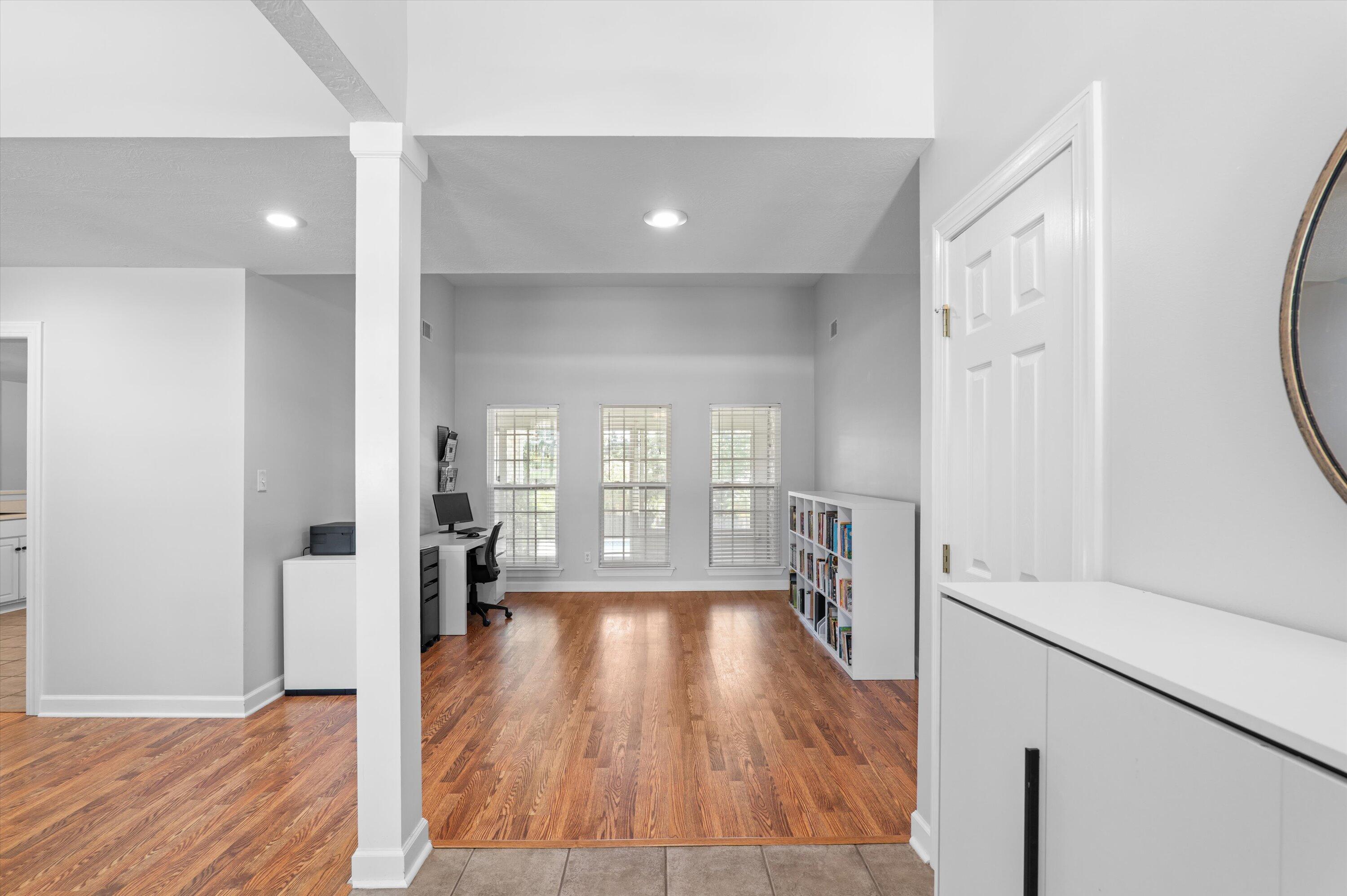 1382 Shadow Oak Drive