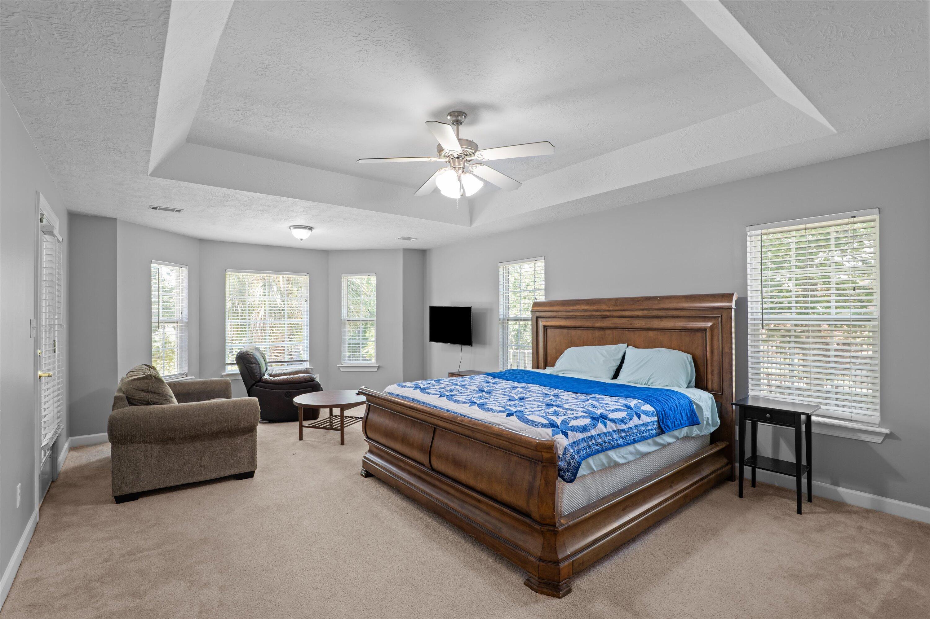 1382 Shadow Oak Drive