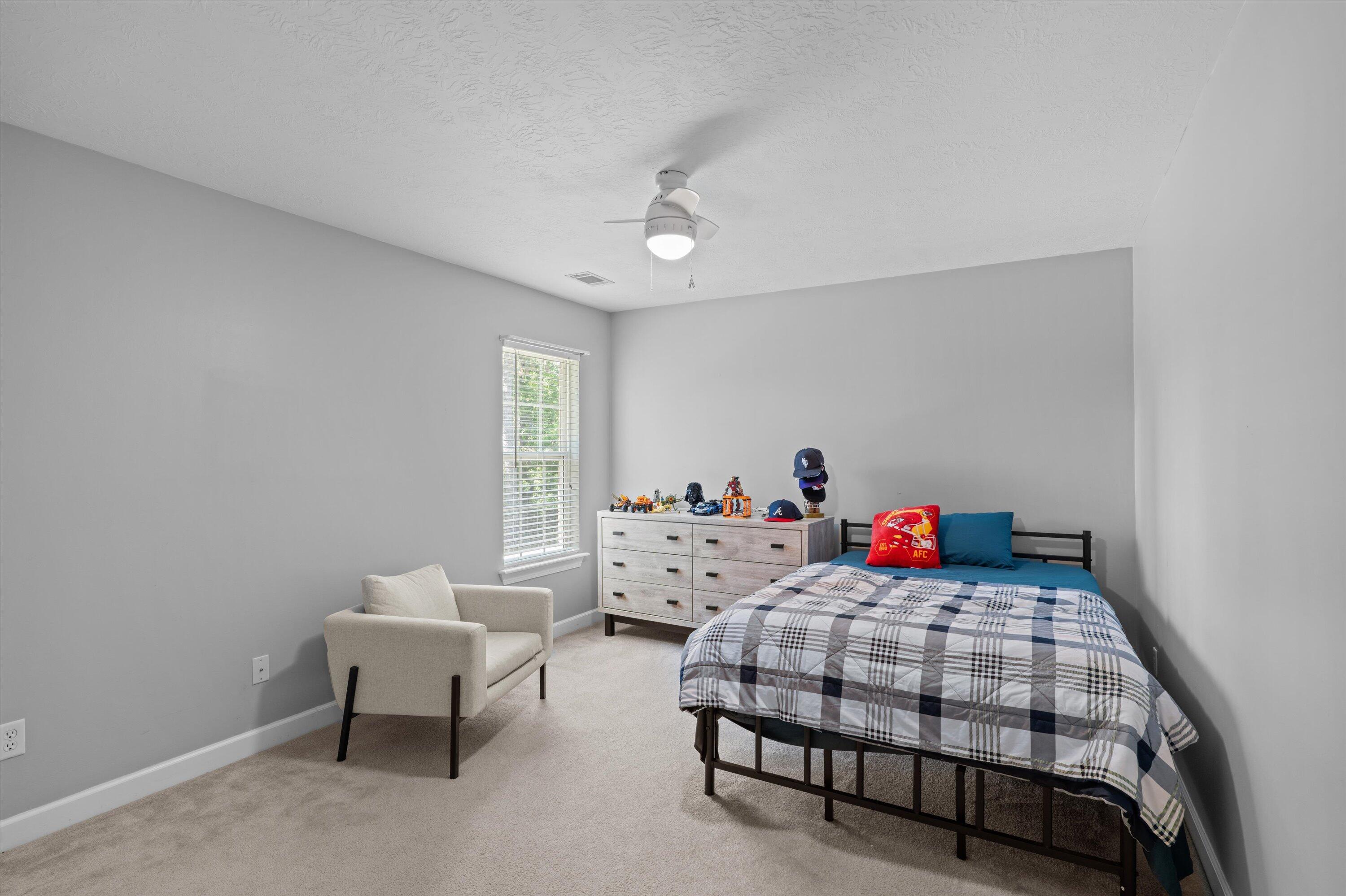 1382 Shadow Oak Drive