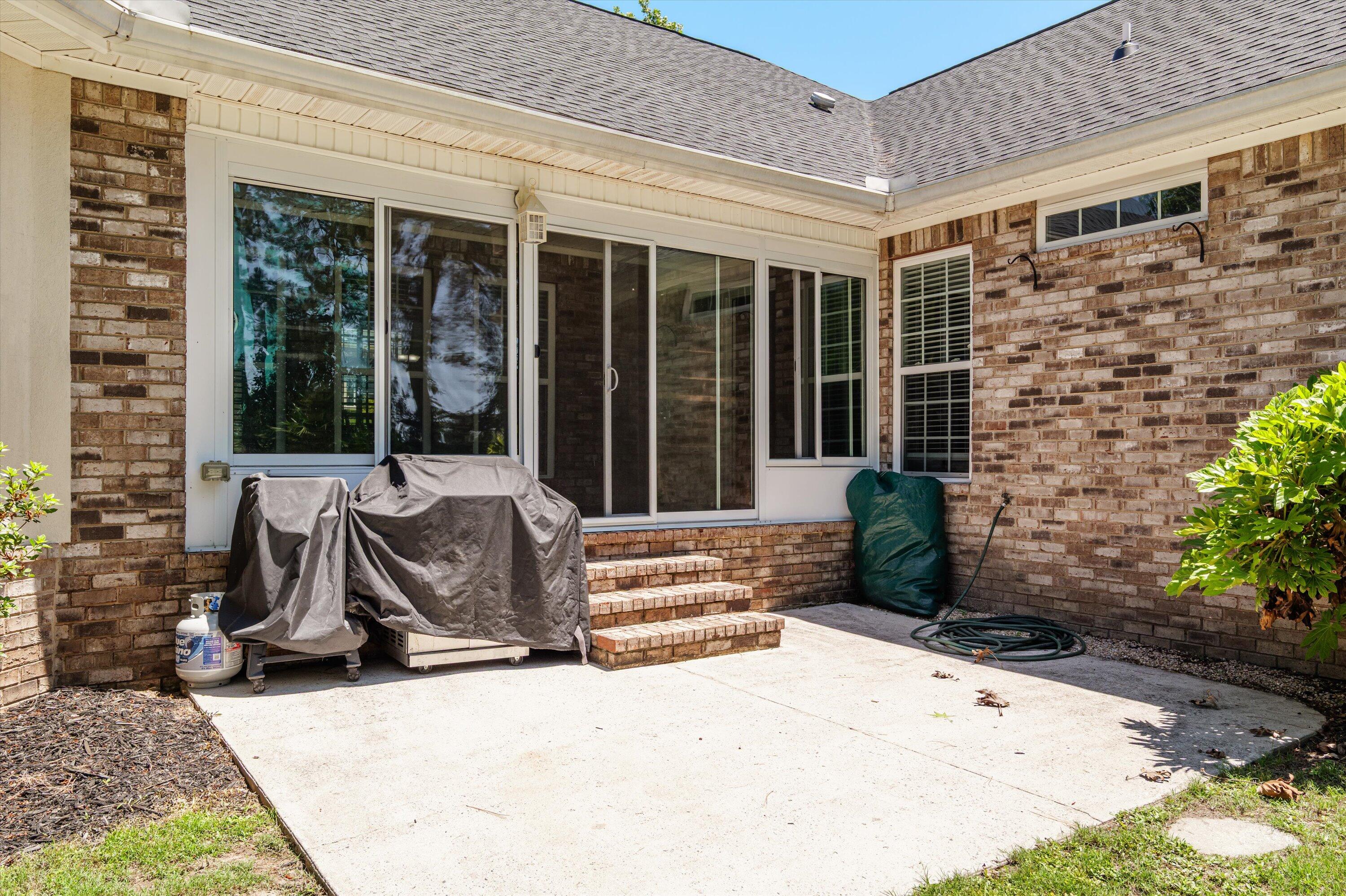 1382 Shadow Oak Drive