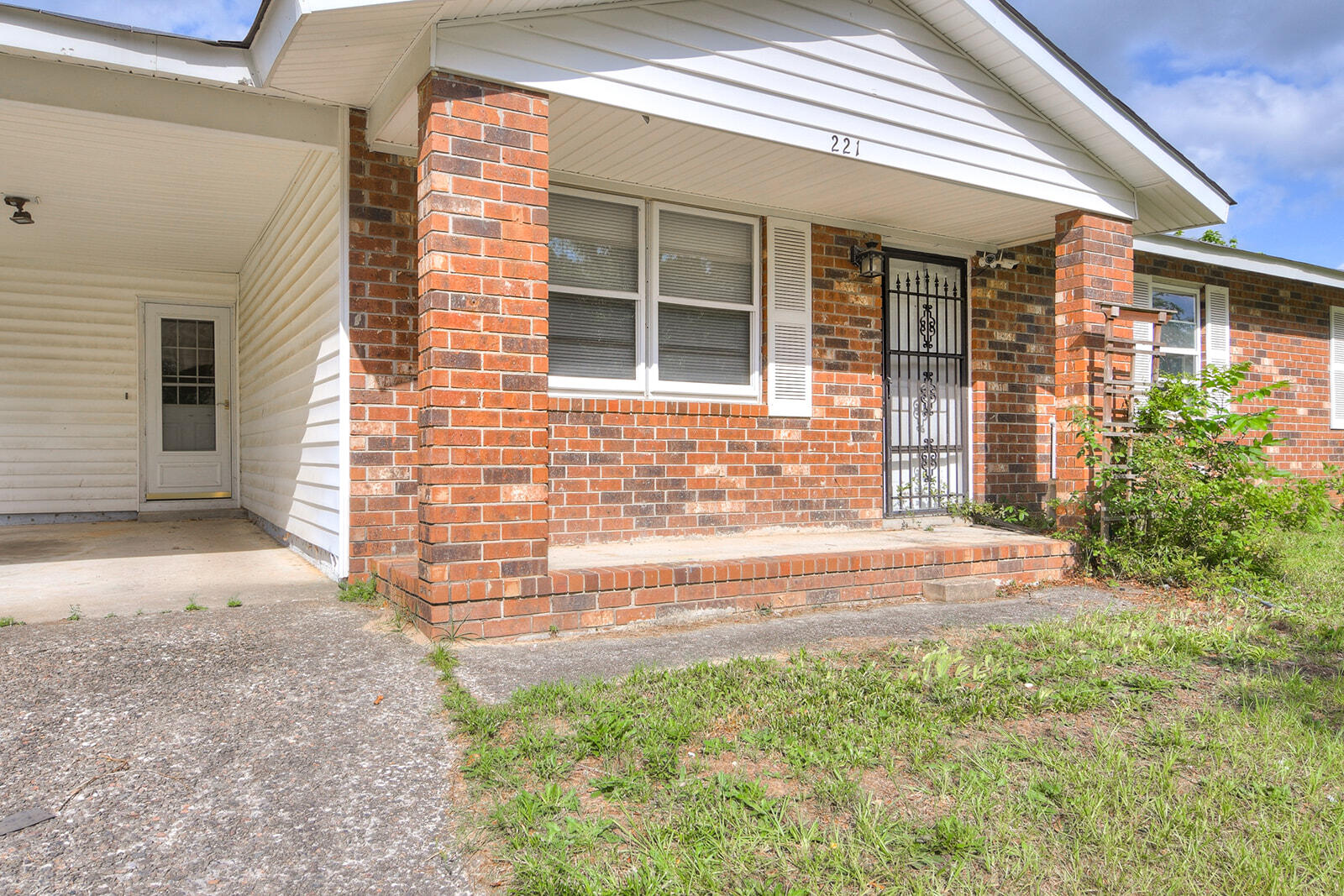 221 Palmetto Drive