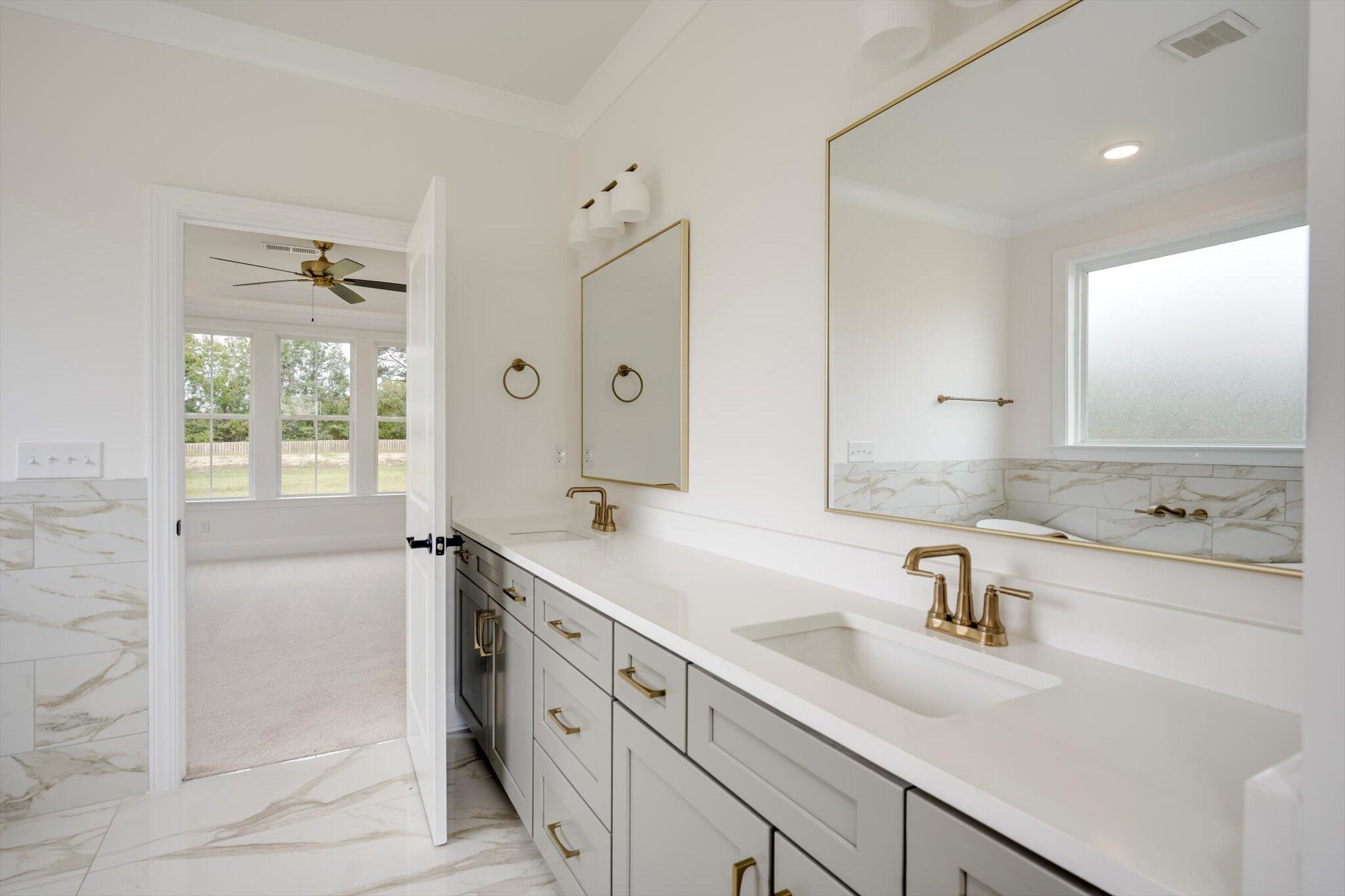 1171 Meandering Trail