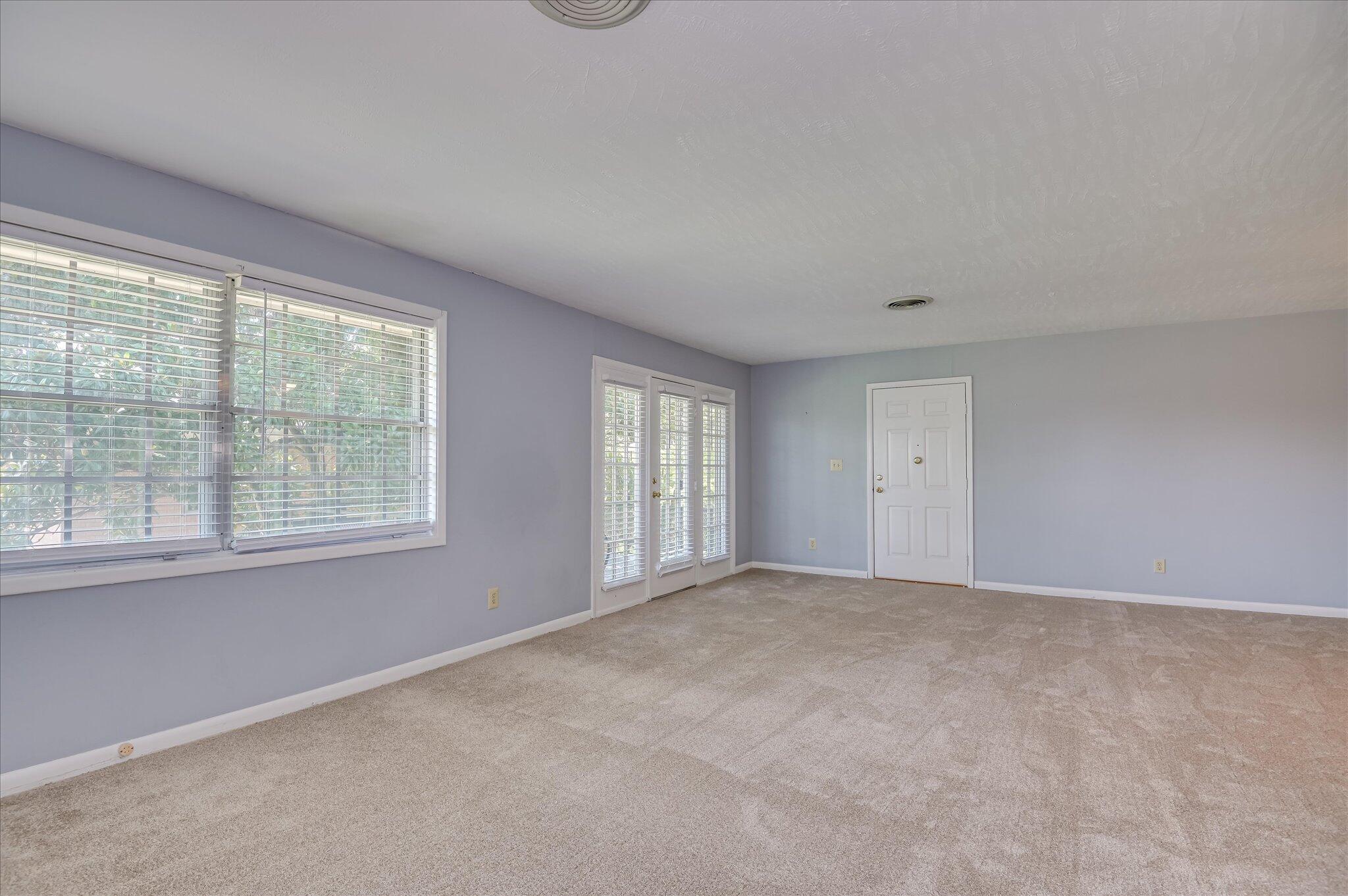 827 Milledge Road, E4