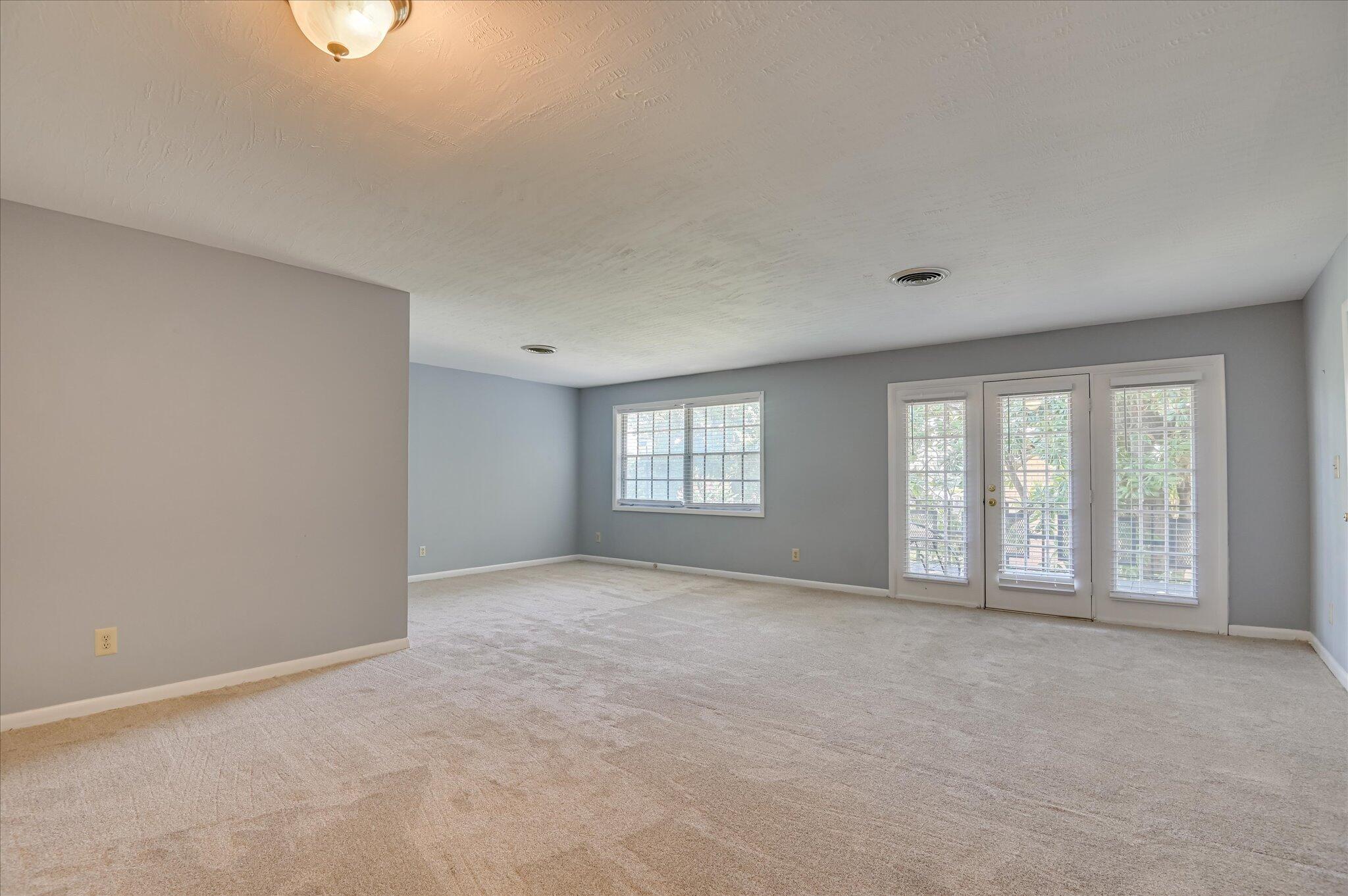 827 Milledge Road, E4