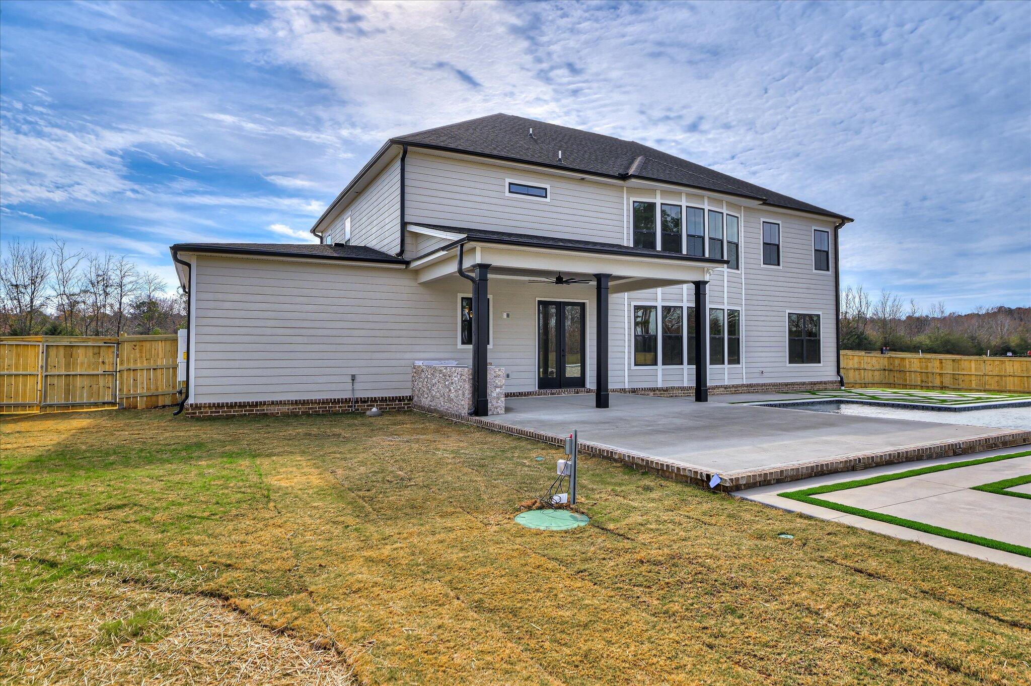 1129 Meandering Trail