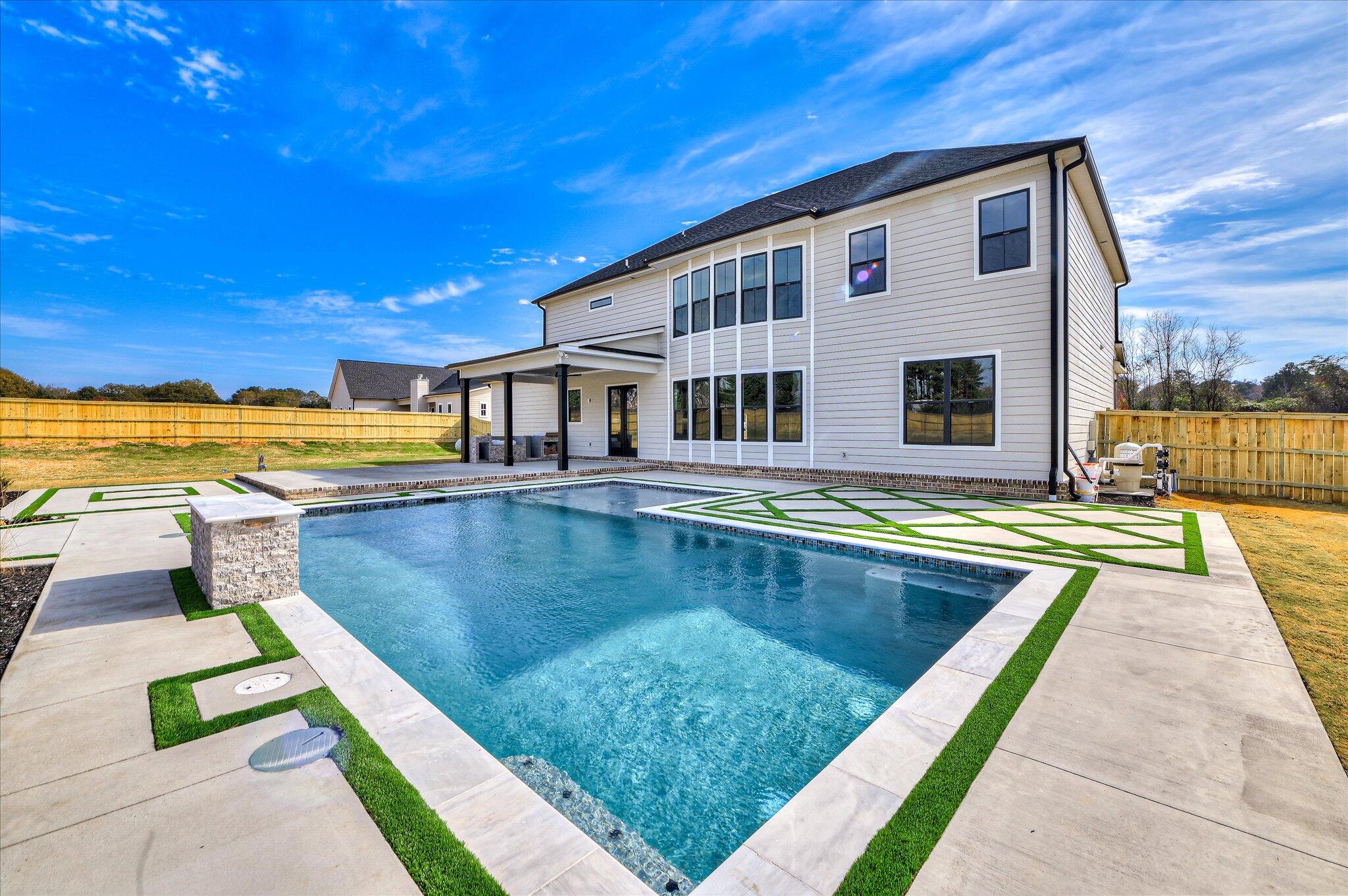 1129 Meandering Trail