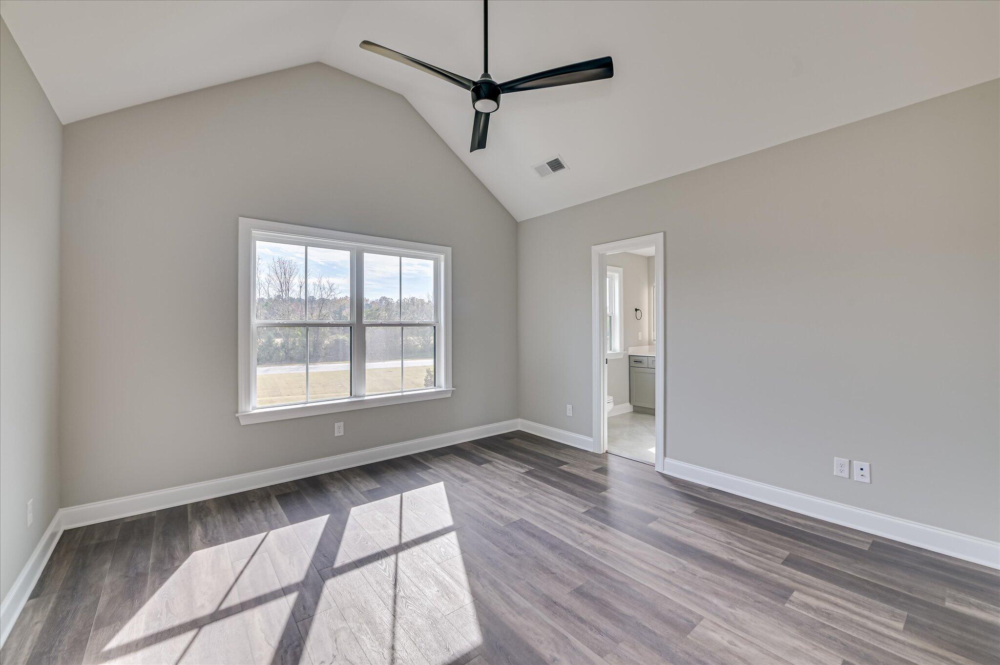 1129 Meandering Trail