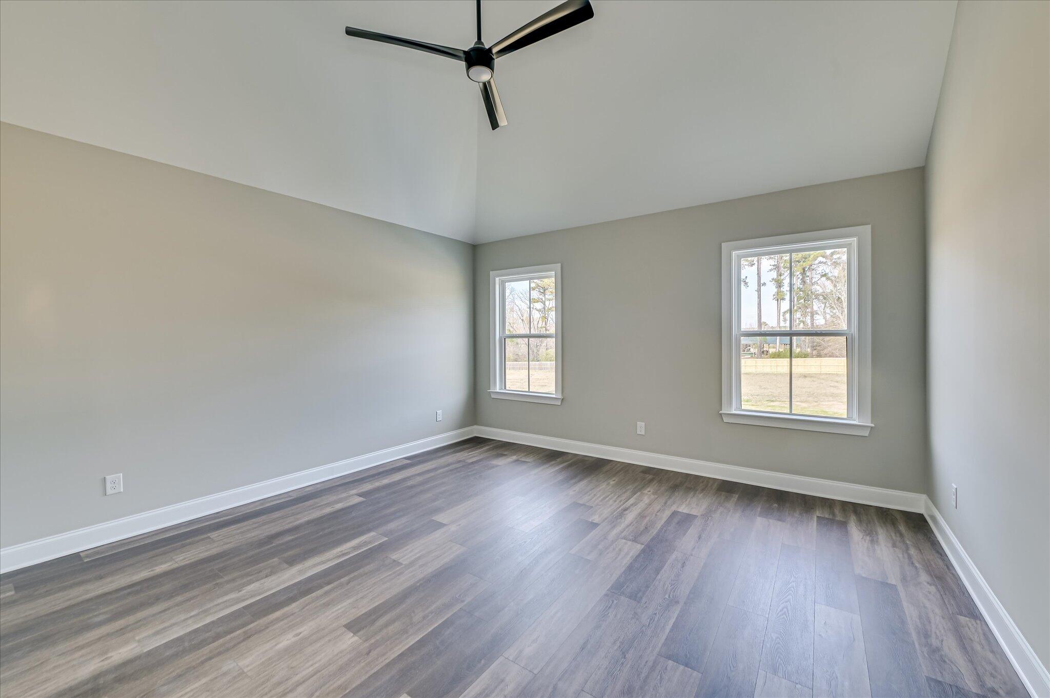 1129 Meandering Trail