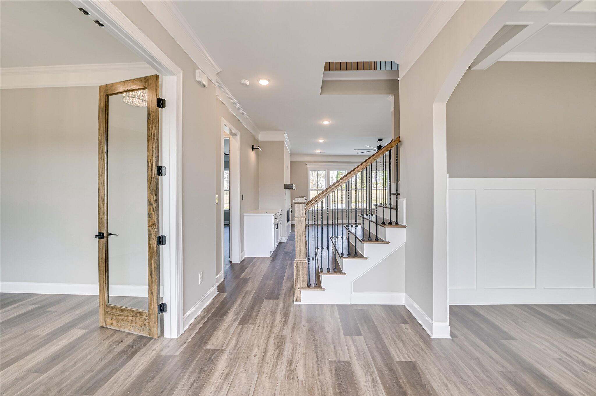 1129 Meandering Trail