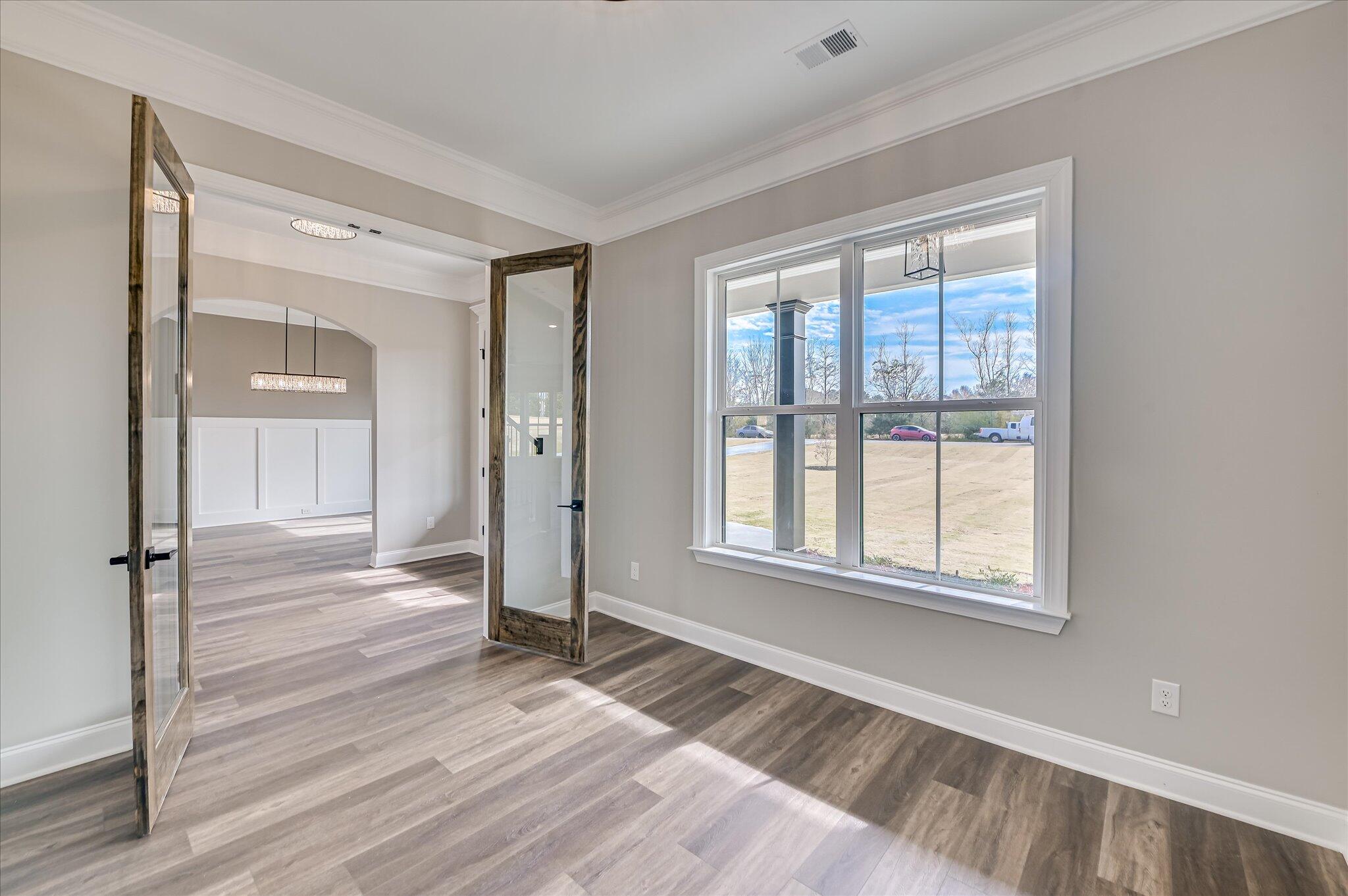 1129 Meandering Trail