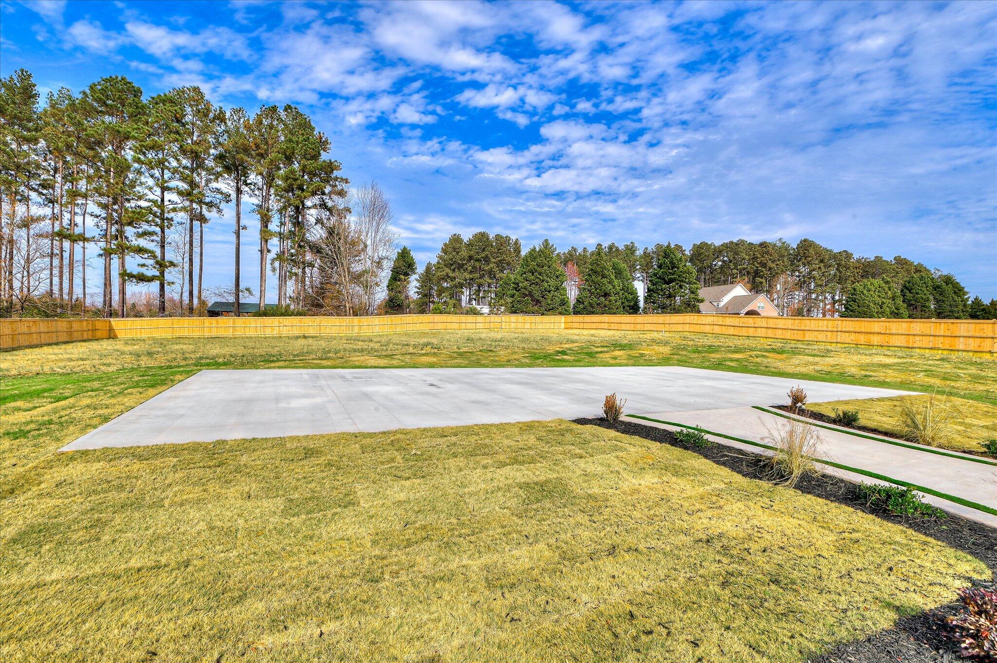 1129 Meandering Trail