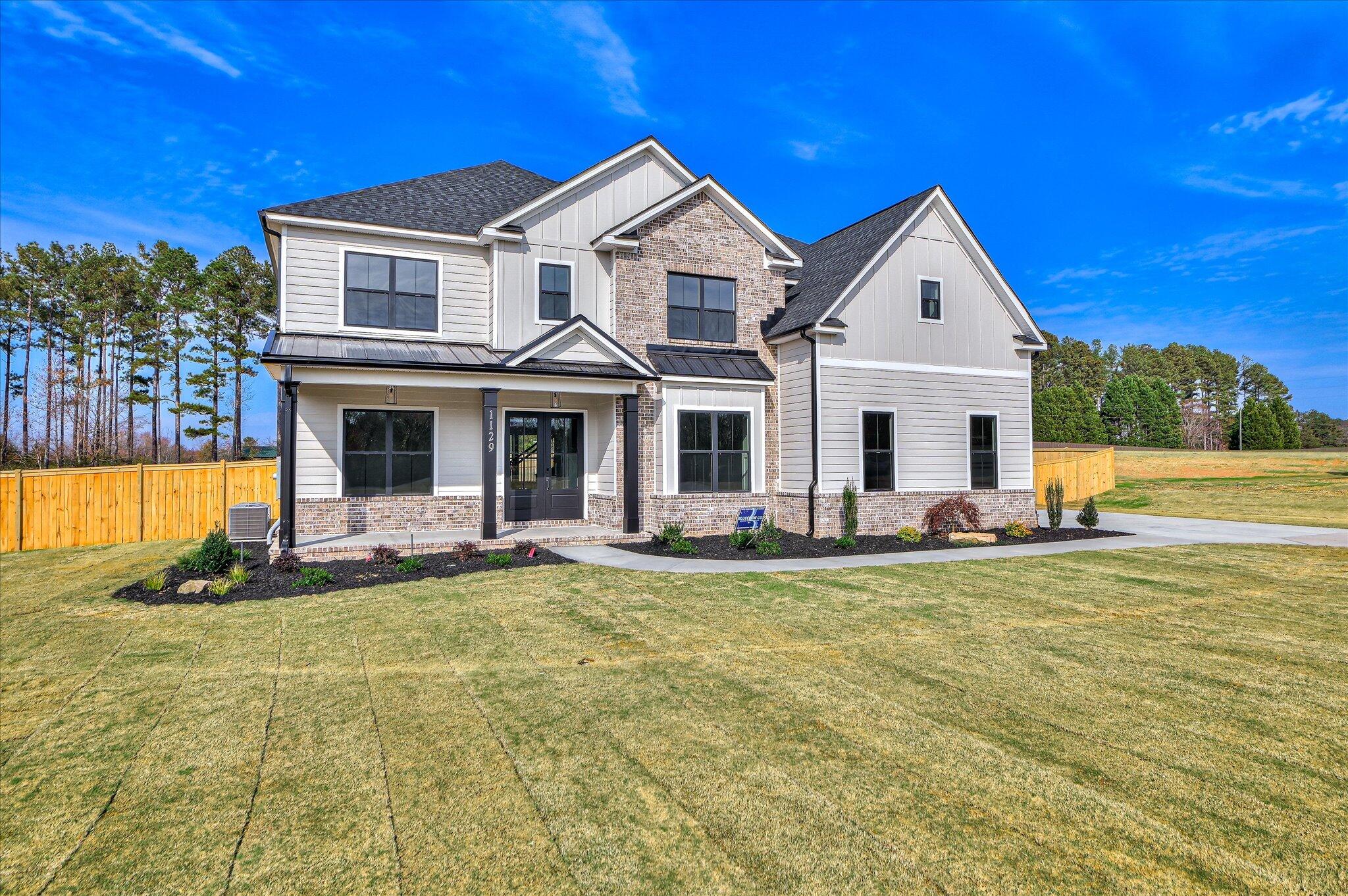 1129 Meandering Trail