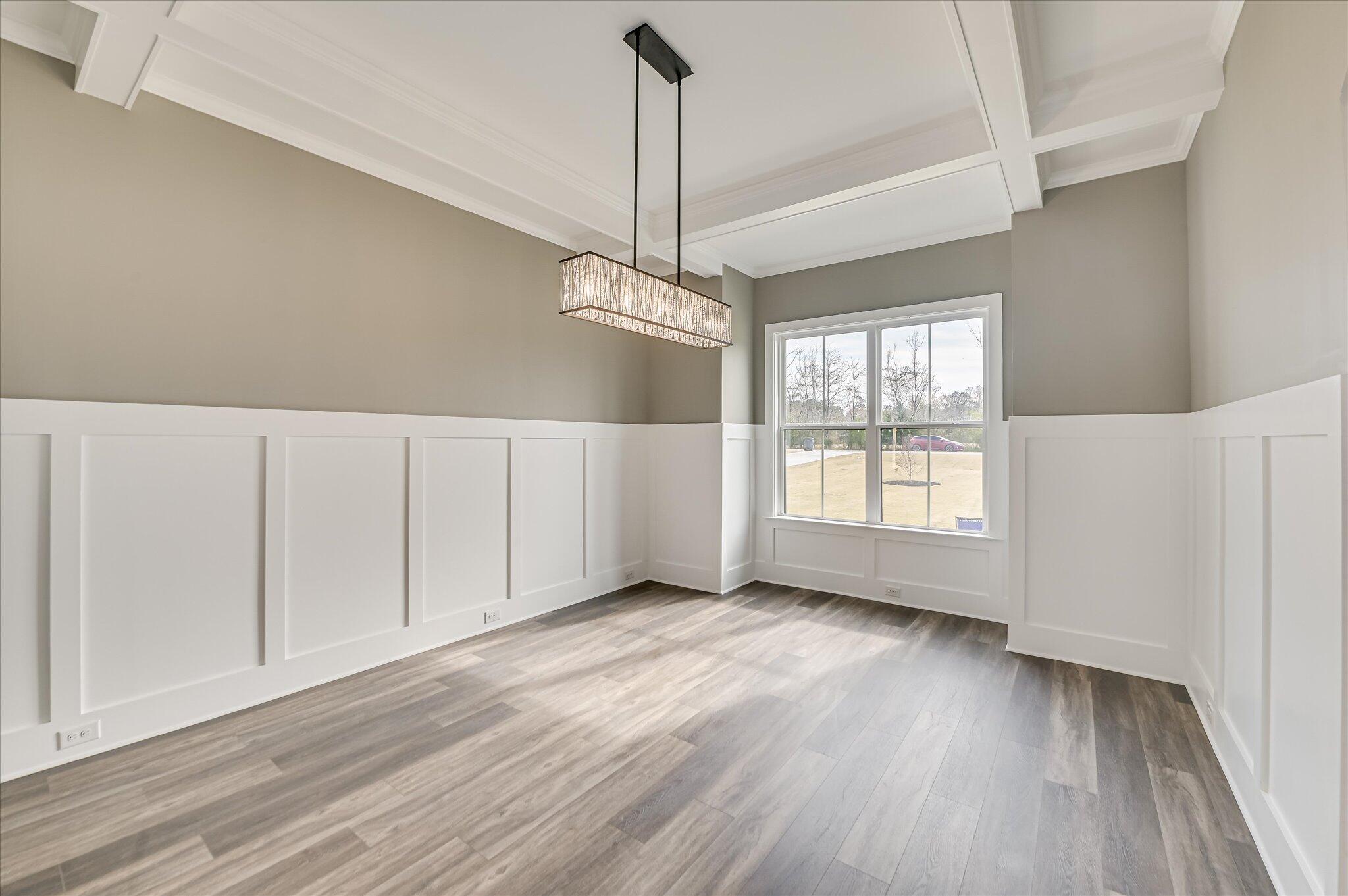 1129 Meandering Trail