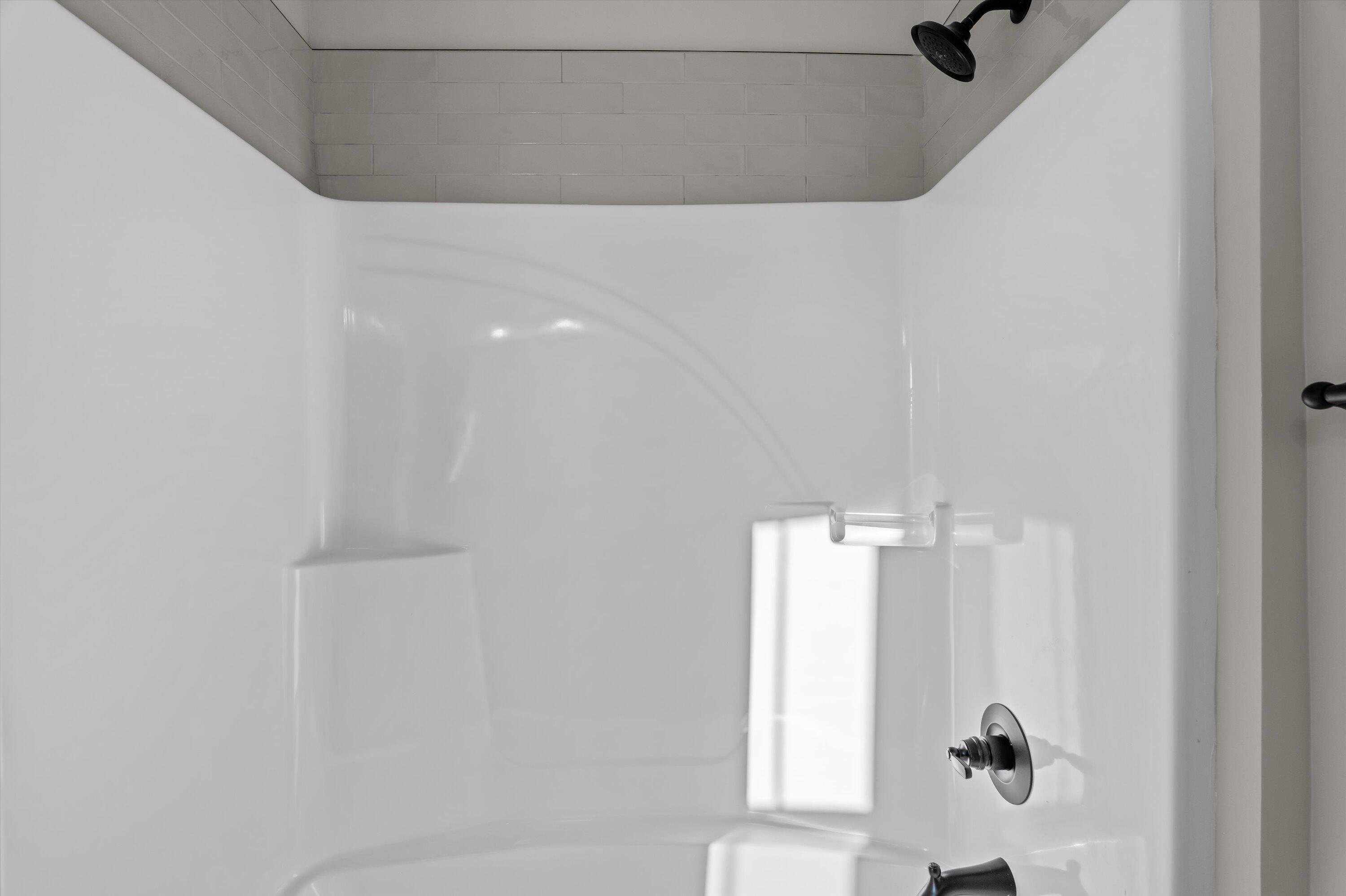 1123 Meandering Trail