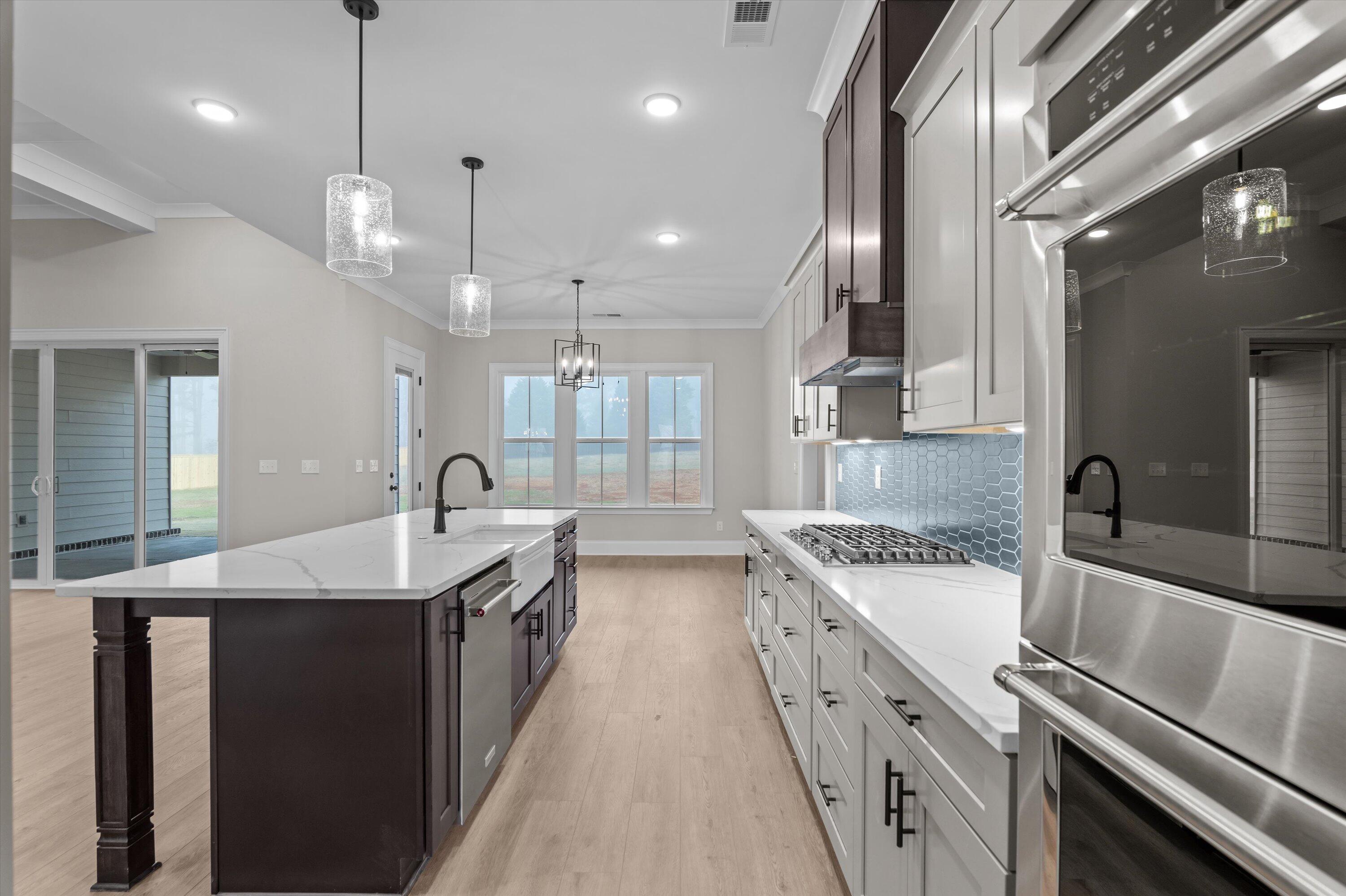 1123 Meandering Trail