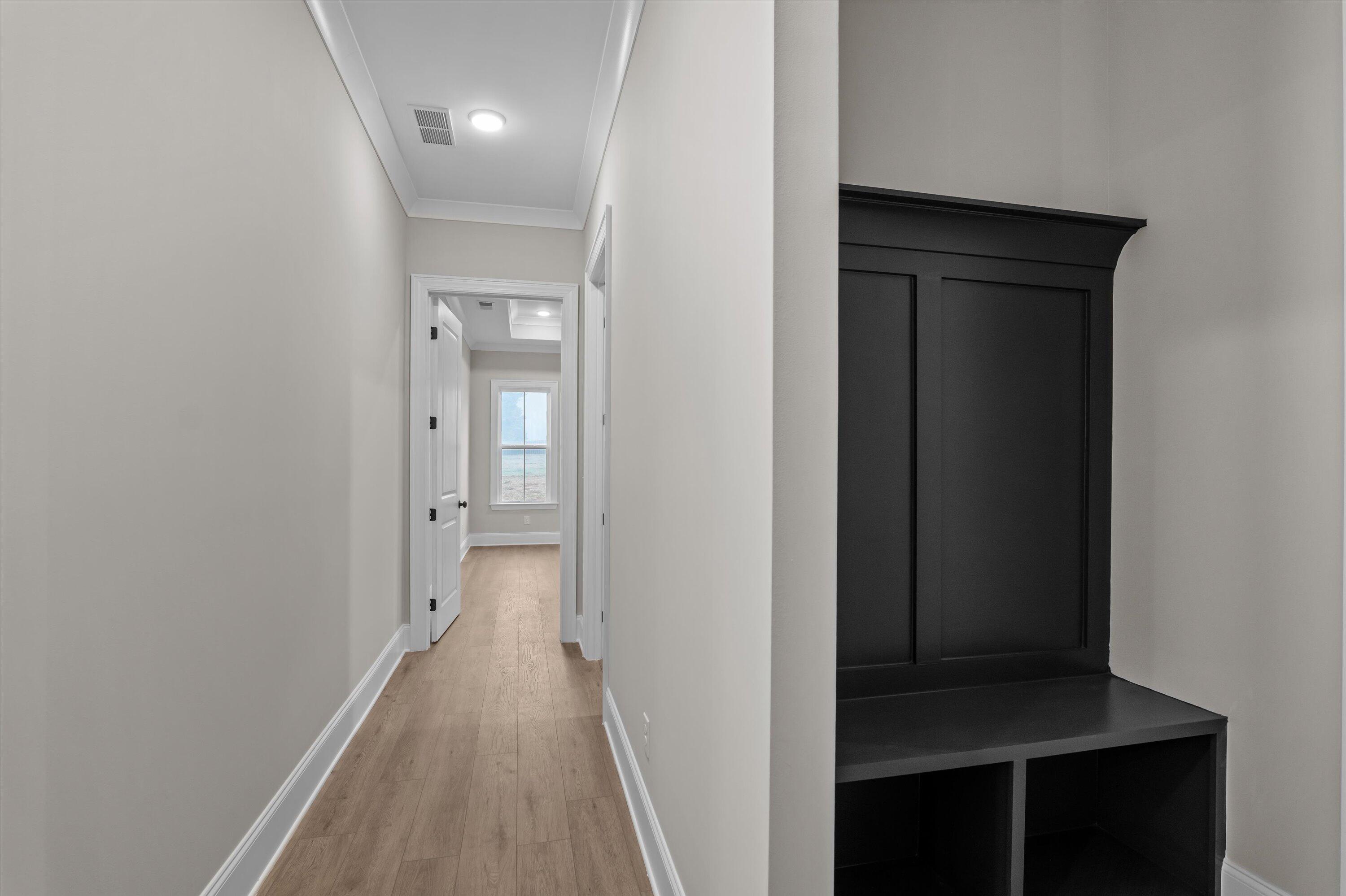 1123 Meandering Trail