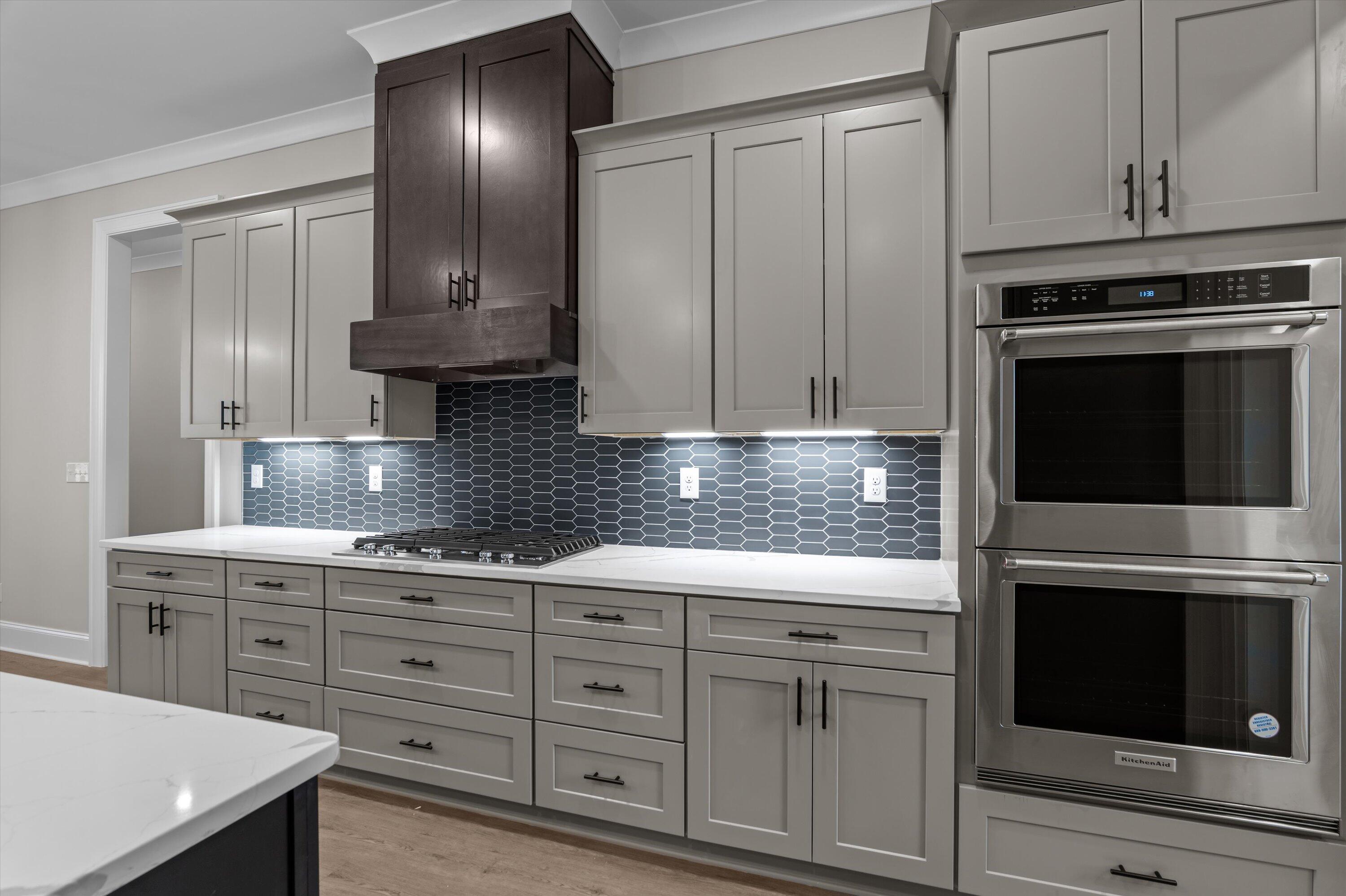 1123 Meandering Trail