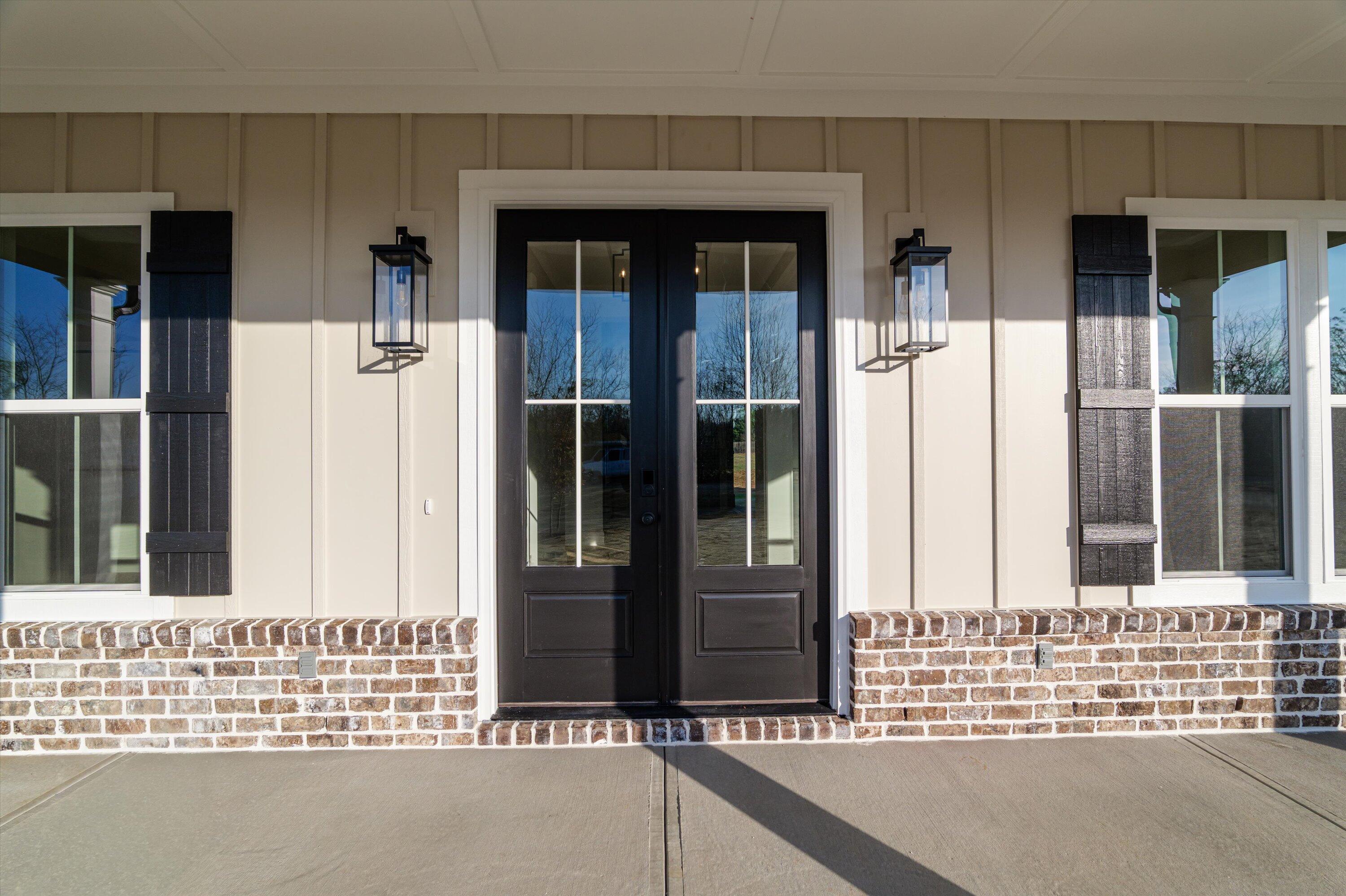 1123 Meandering Trail