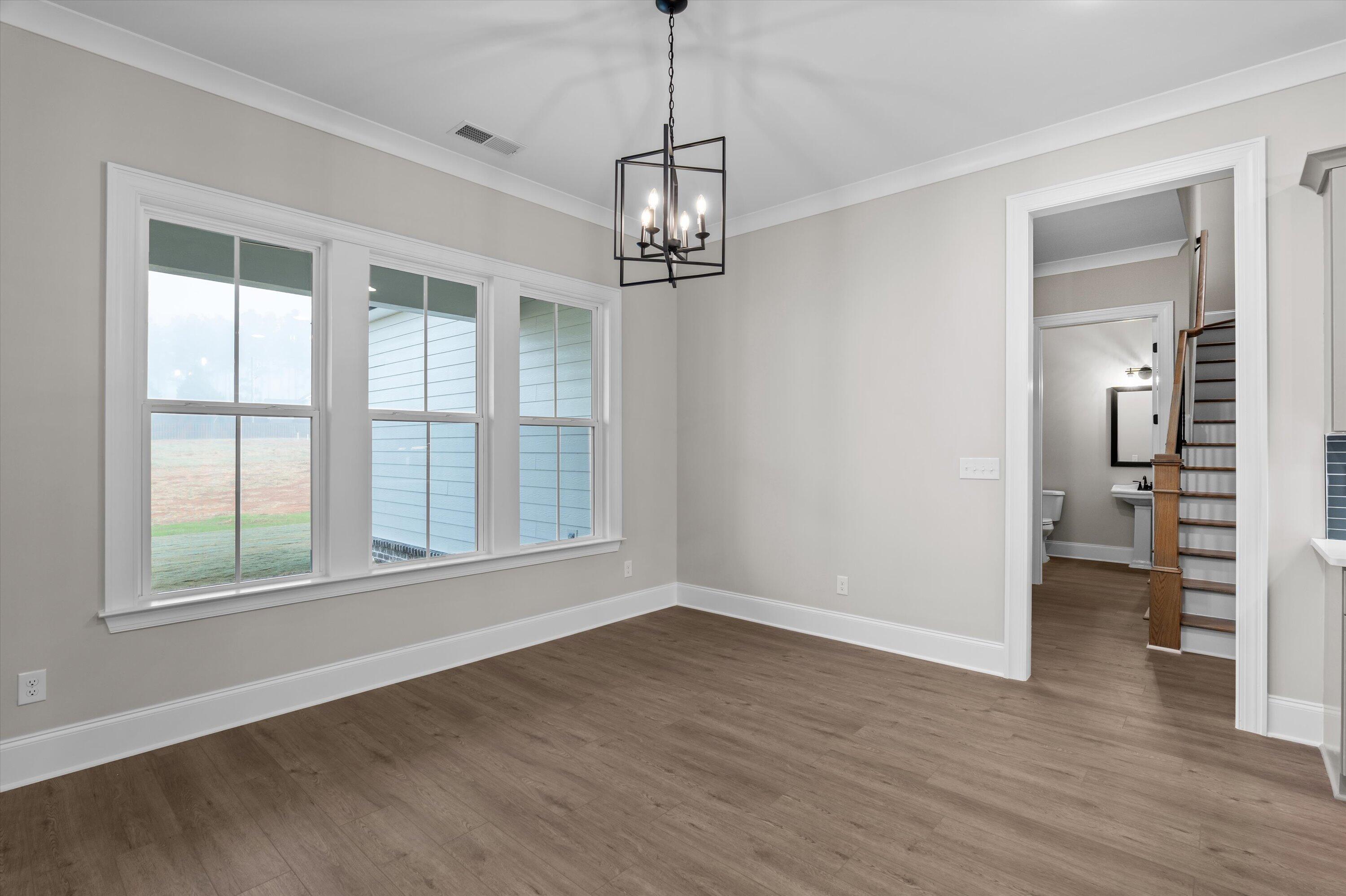 1123 Meandering Trail