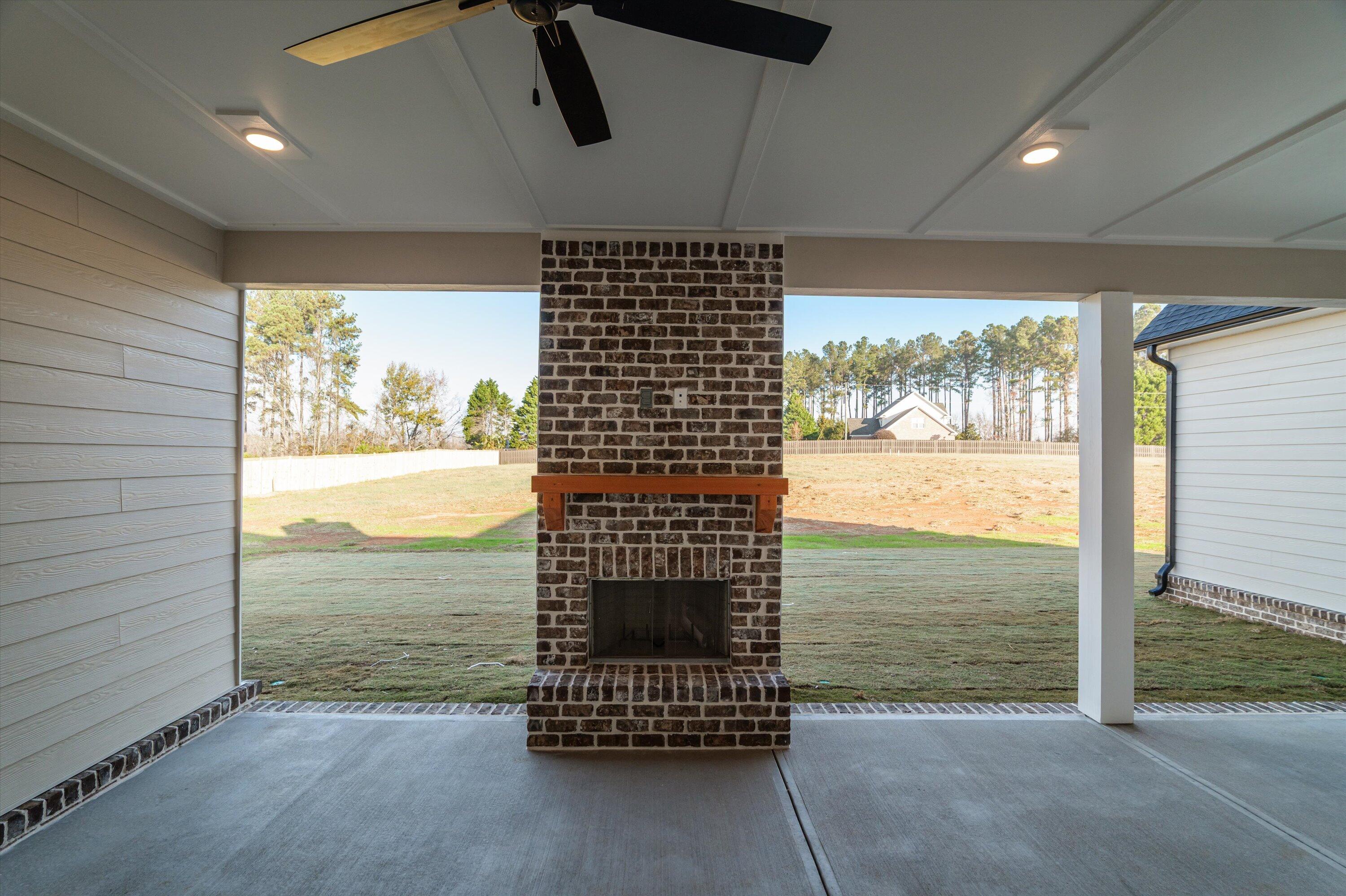 1123 Meandering Trail