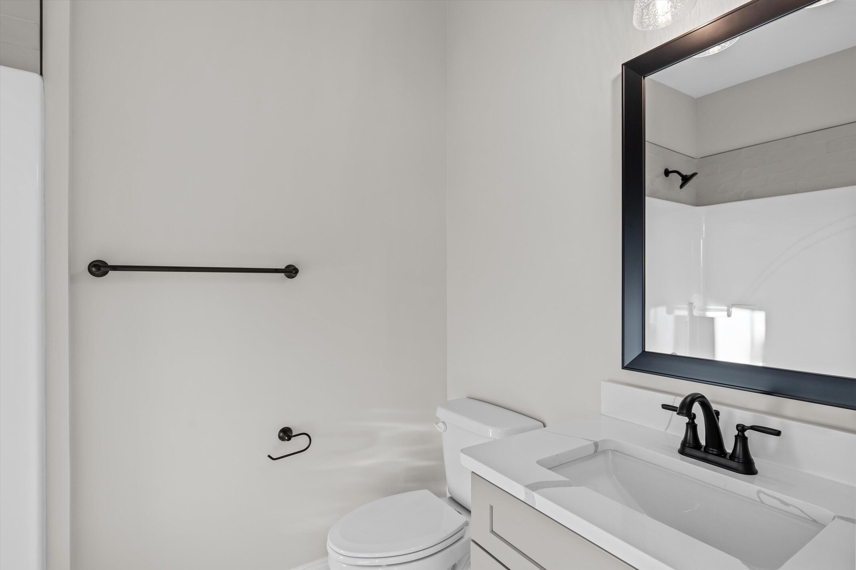 1123 Meandering Trail