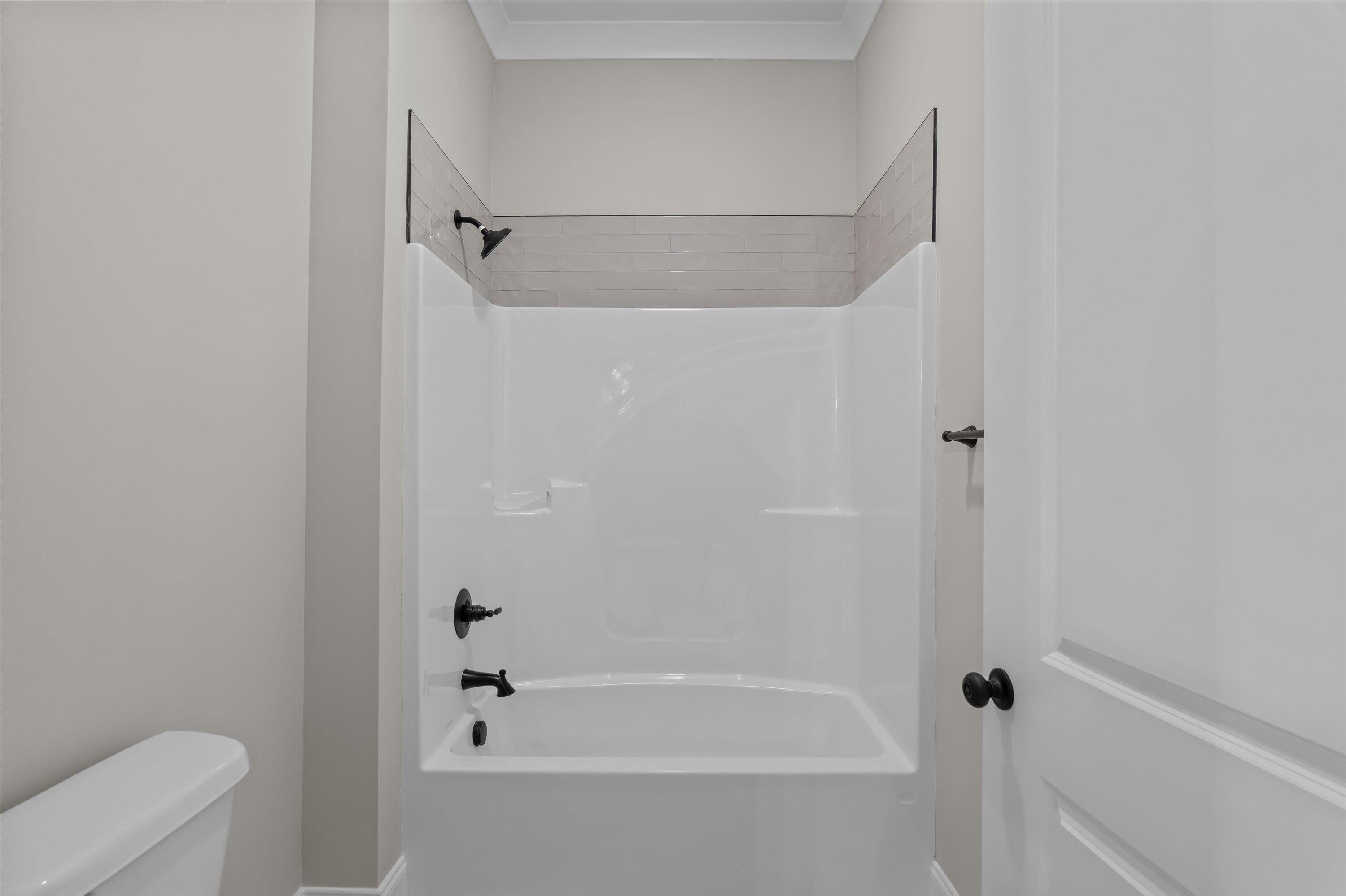 1123 Meandering Trail