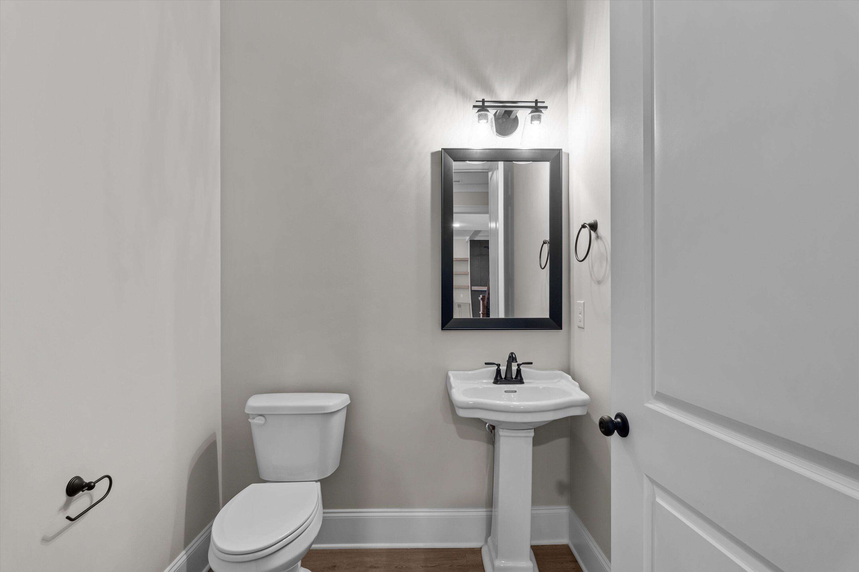 1123 Meandering Trail