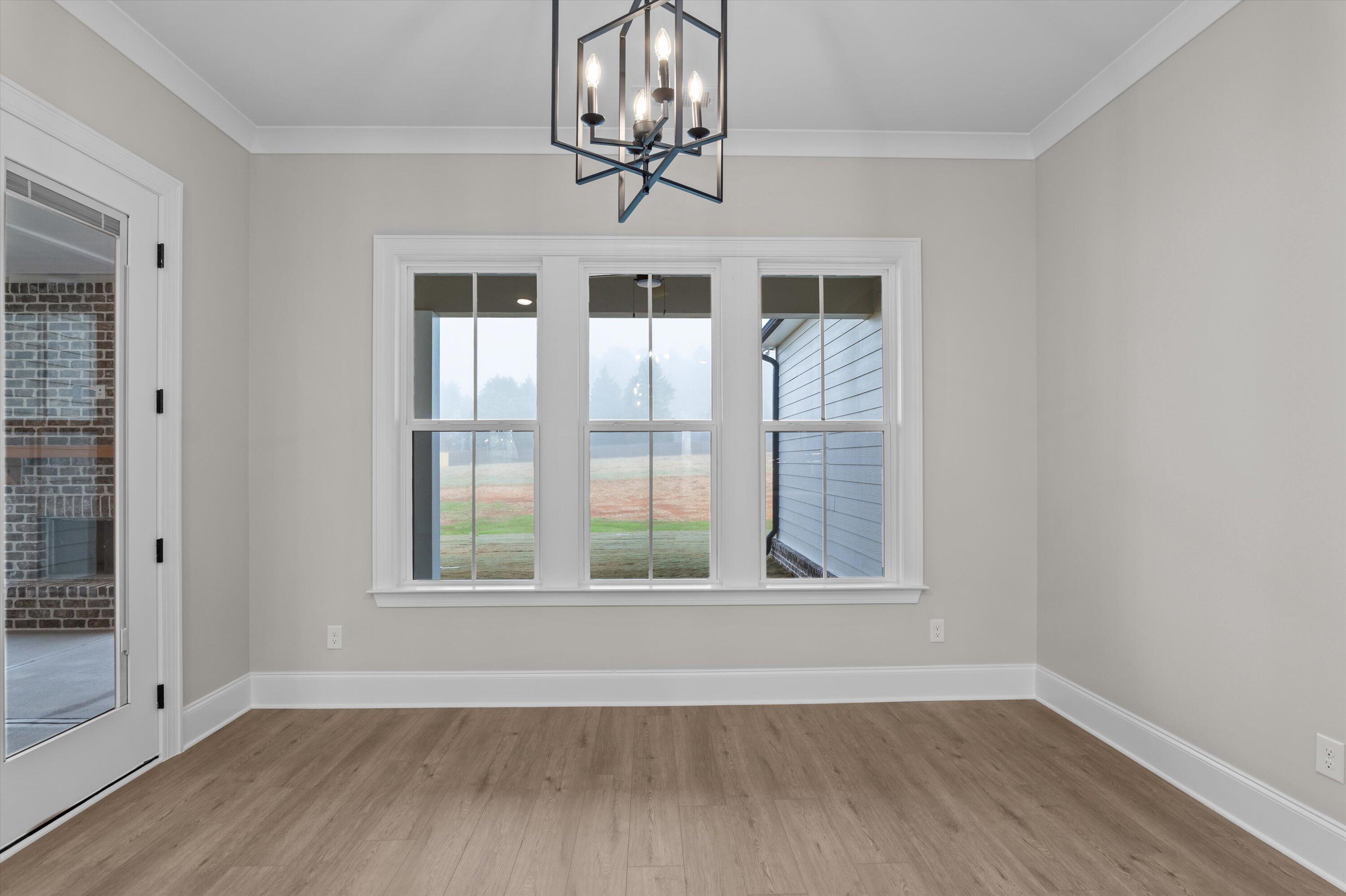 1123 Meandering Trail