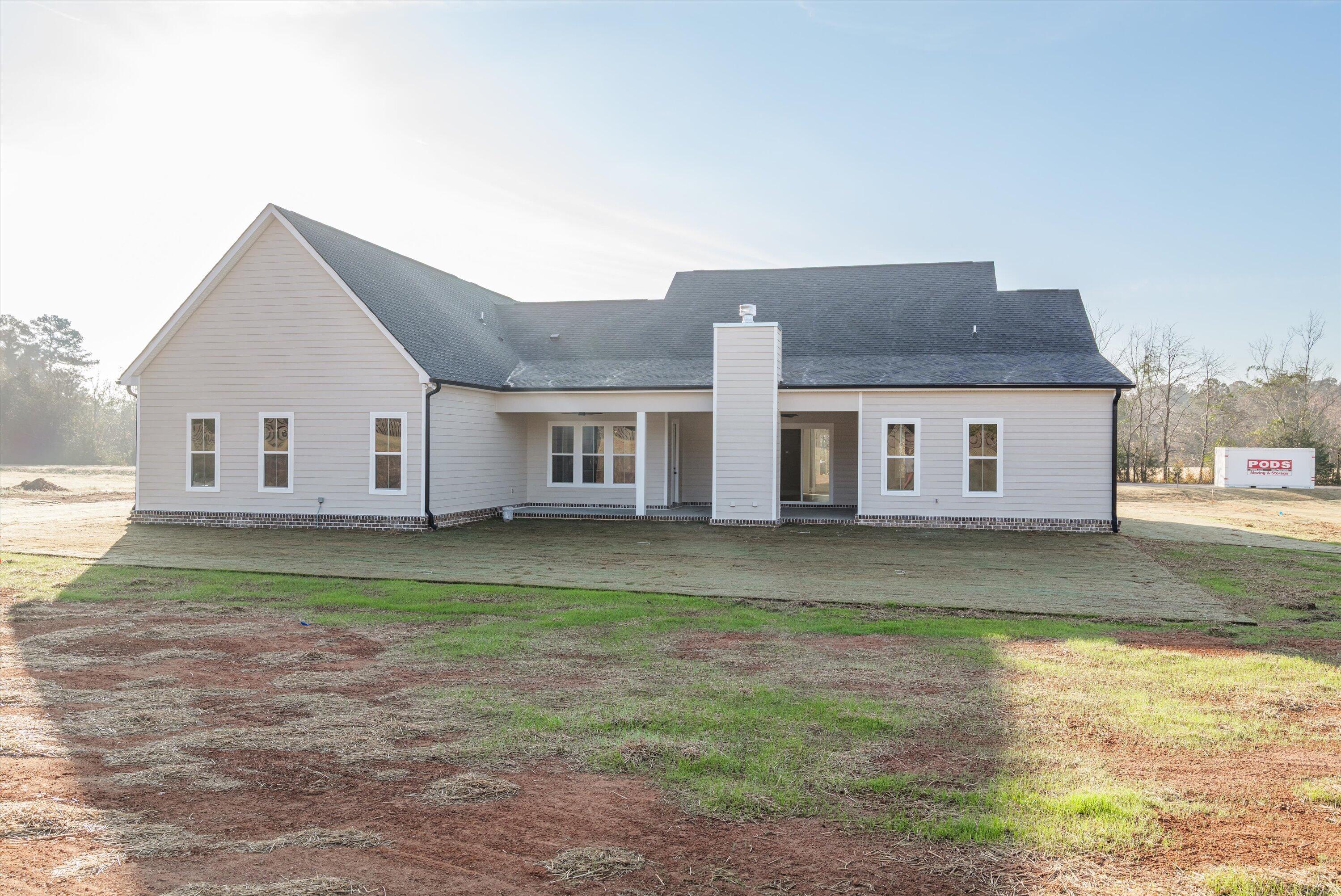 1123 Meandering Trail