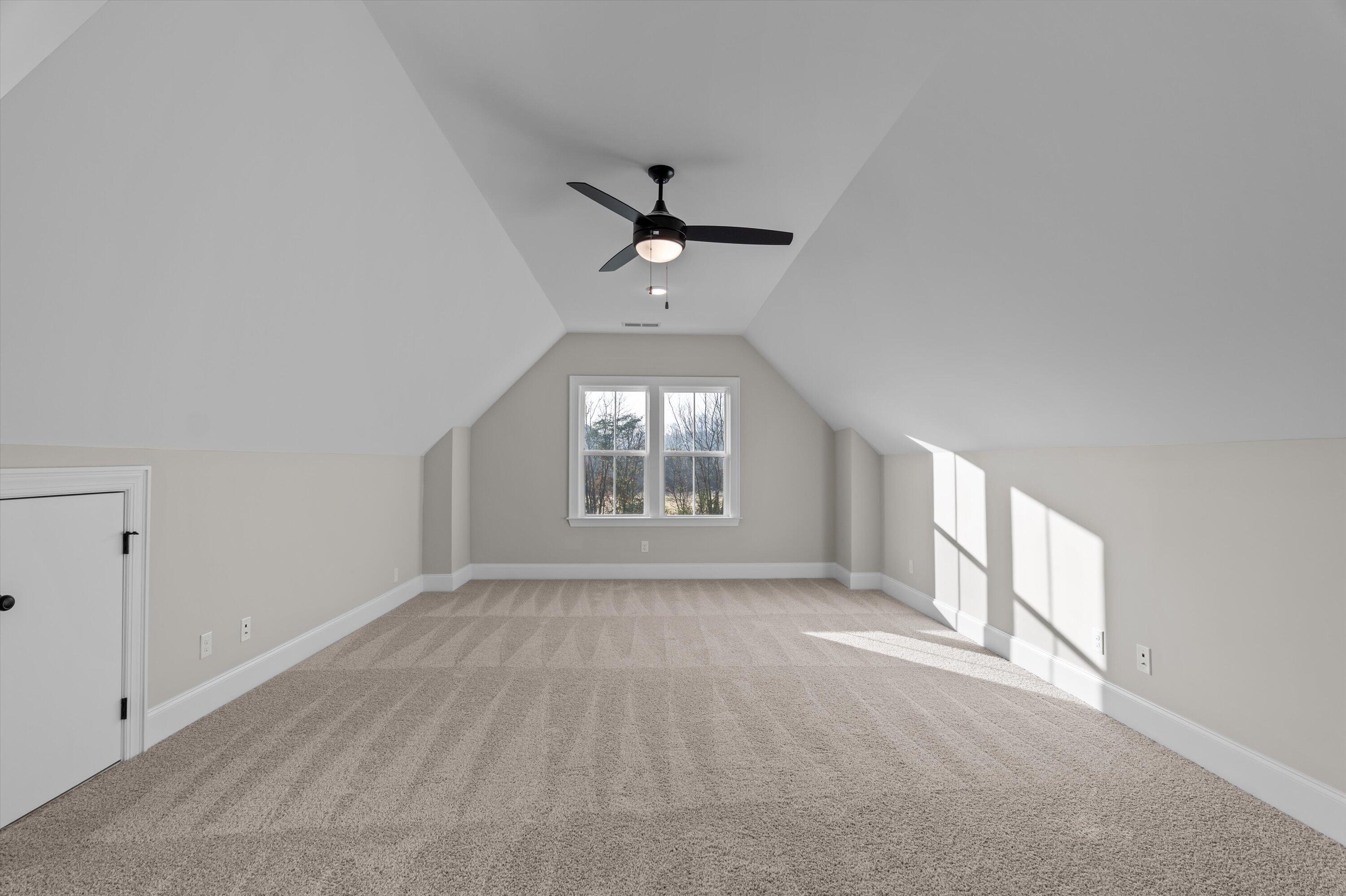 1123 Meandering Trail