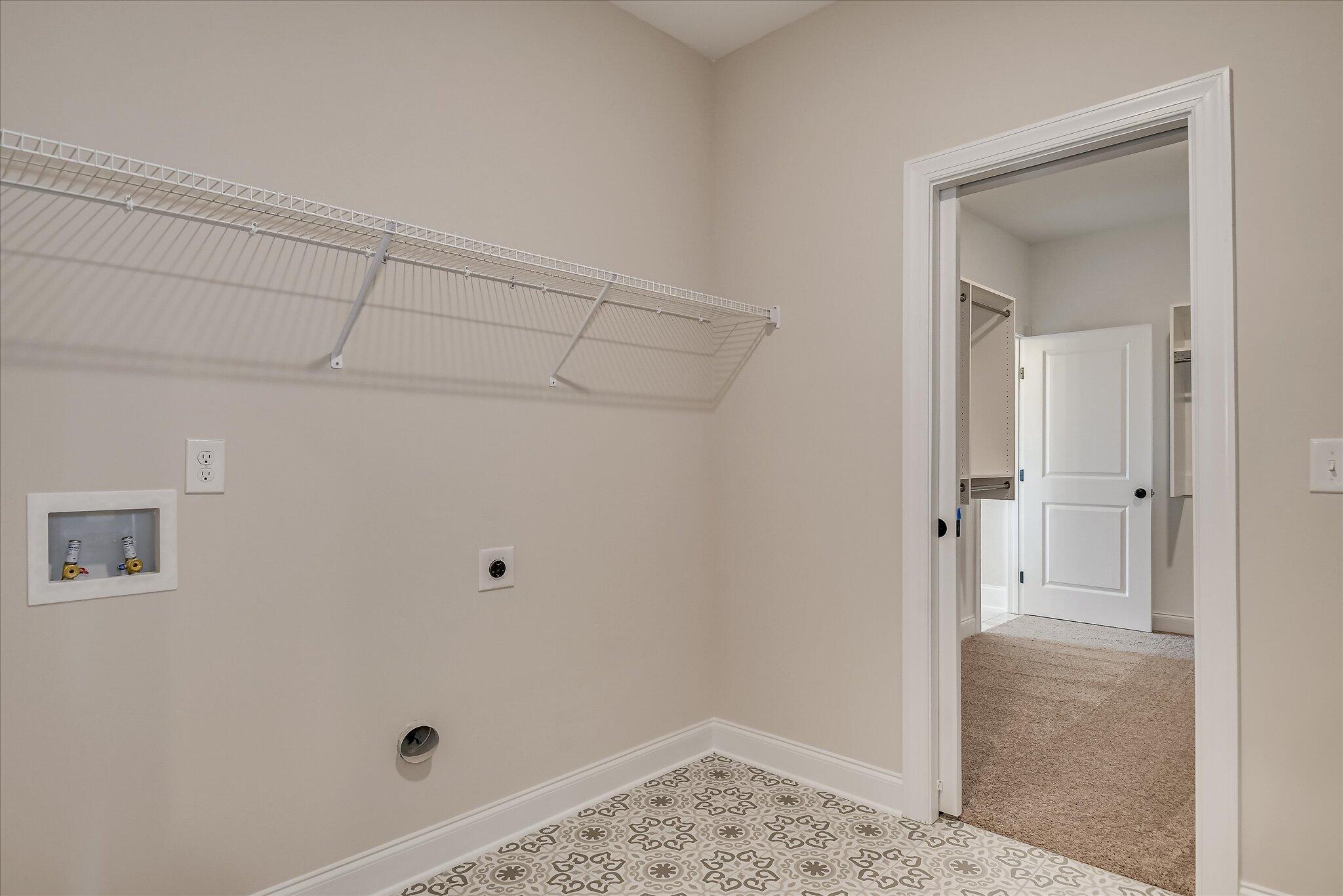 1153 Meandering Trail