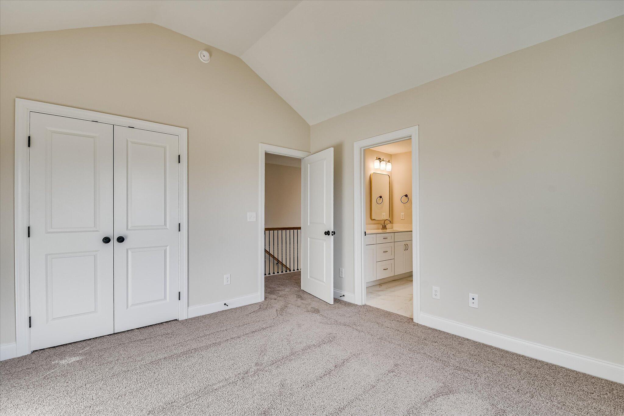 1153 Meandering Trail