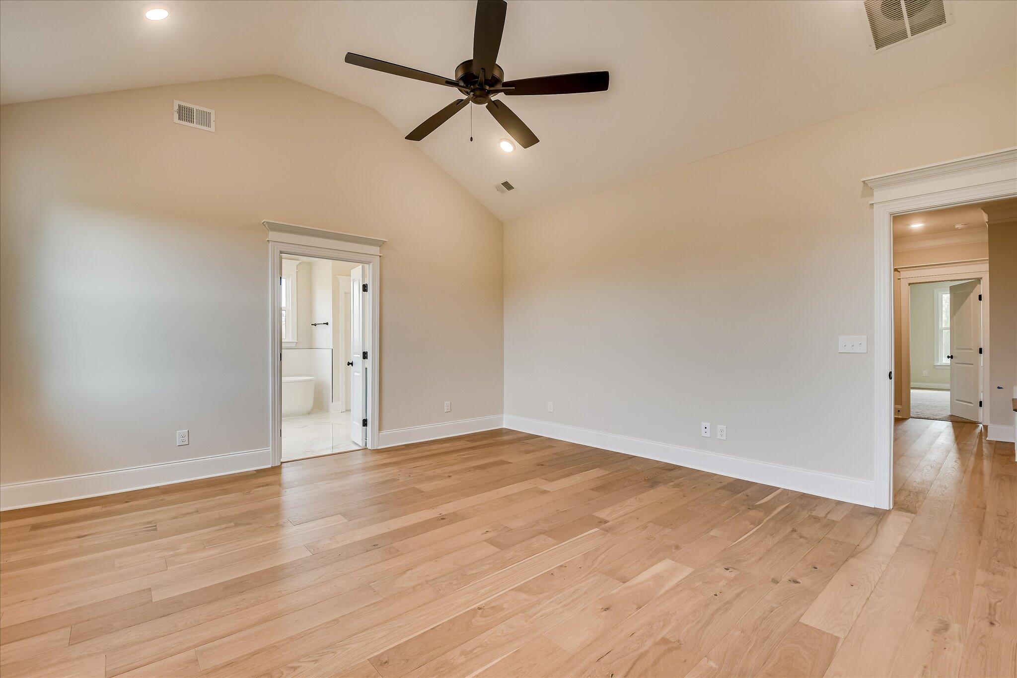 1153 Meandering Trail