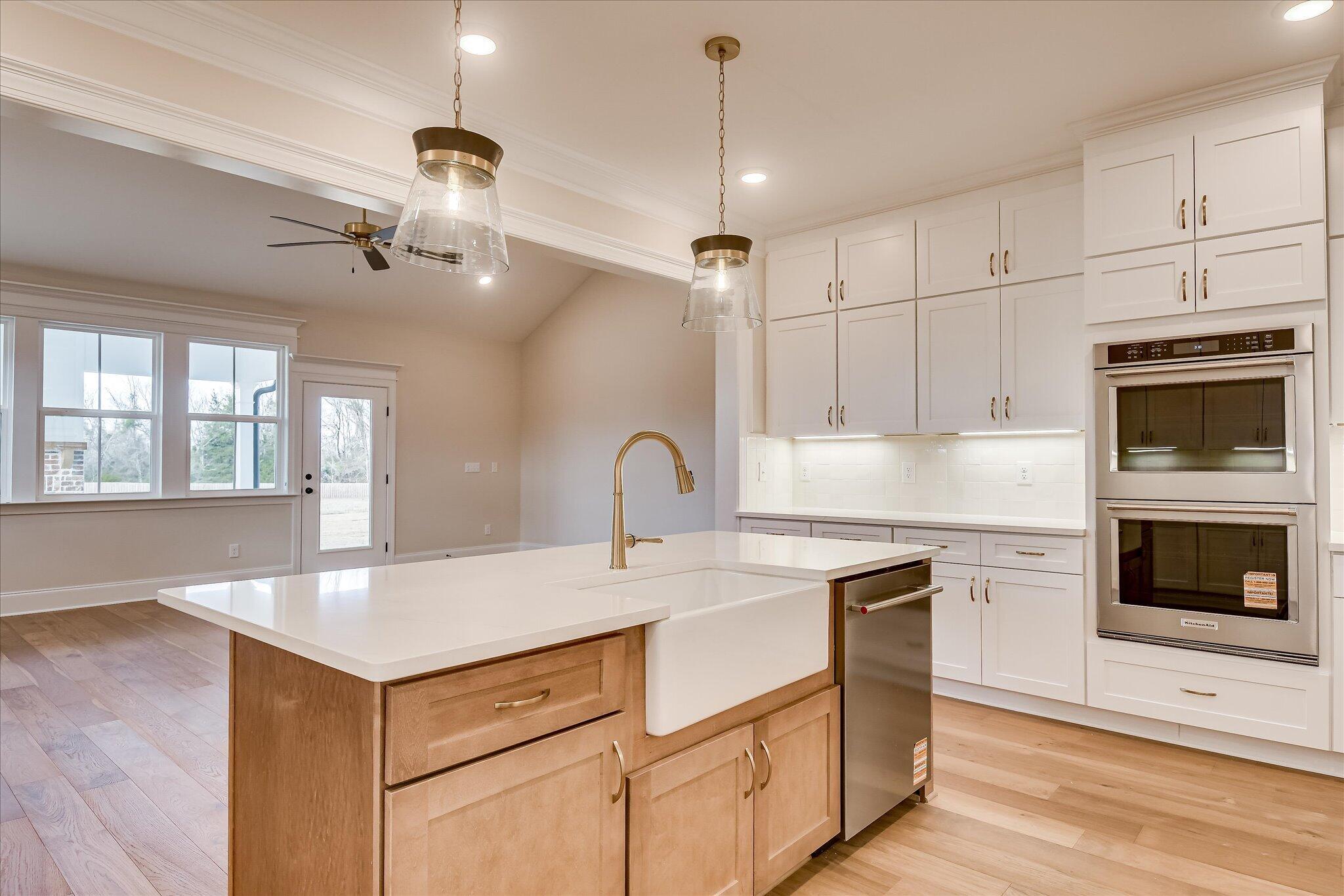 1153 Meandering Trail