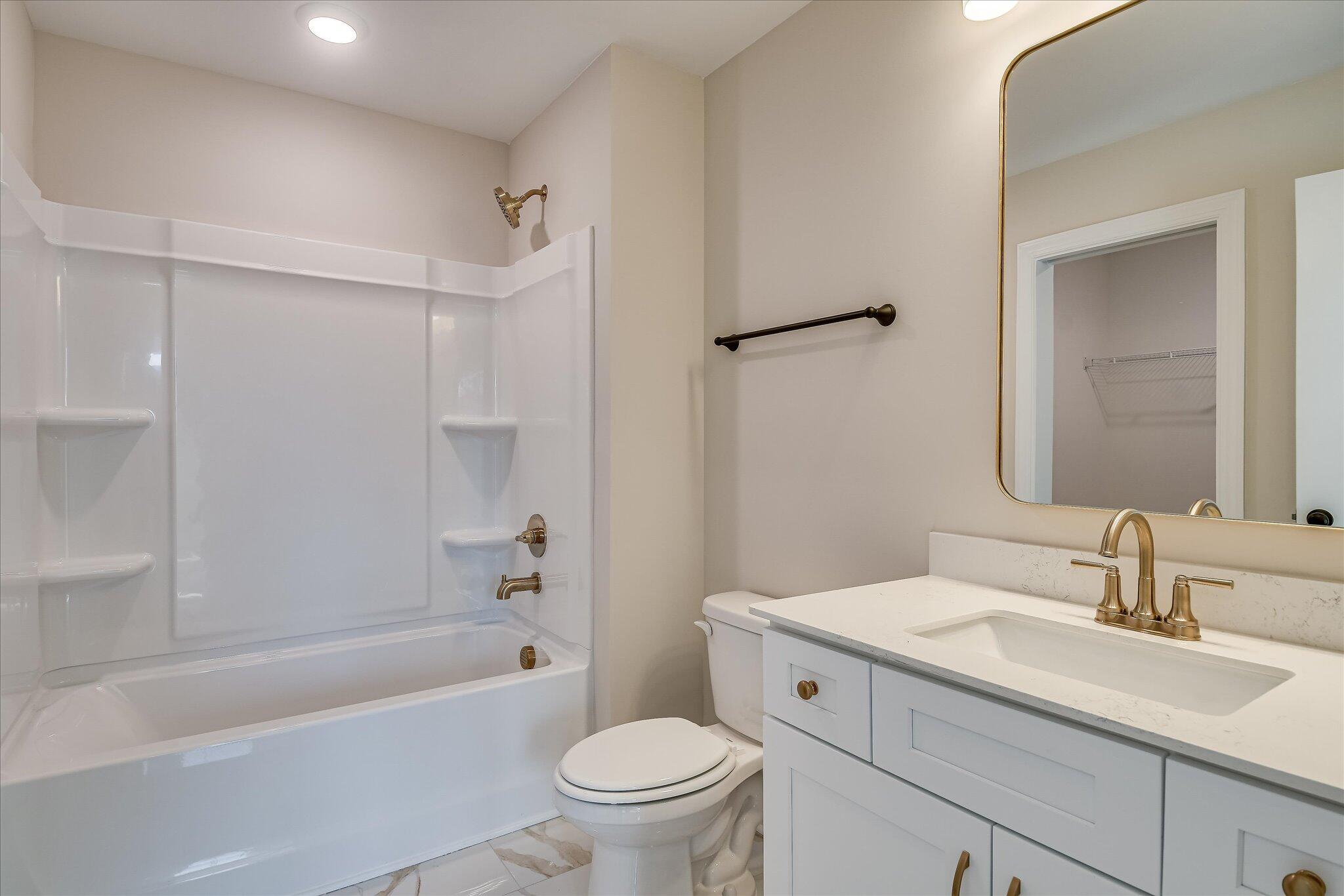 1153 Meandering Trail